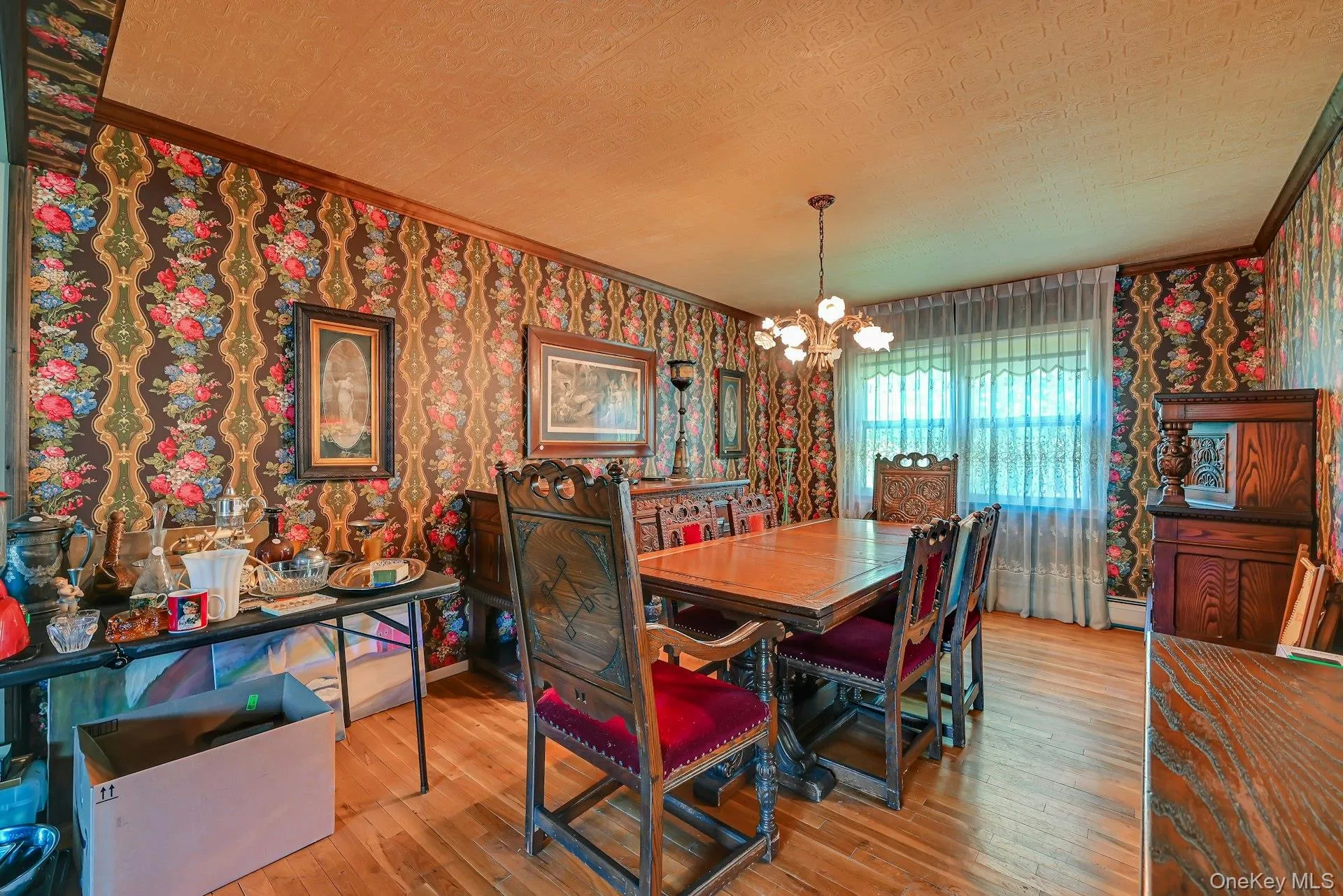 5 Catawba Drive, Clarkstown, NY, 4 Bedrooms Bedrooms, 12 Rooms Rooms,2 BathroomsBathrooms,Residential Sale,For Rent,Catawba,0,978021 5 Catawba Drive, Clarkstown, NY, 4 Bedrooms Bedrooms, 12 Rooms Rooms,2 BathroomsBathrooms,Residential Sale,For Rent,Catawba,0,978021