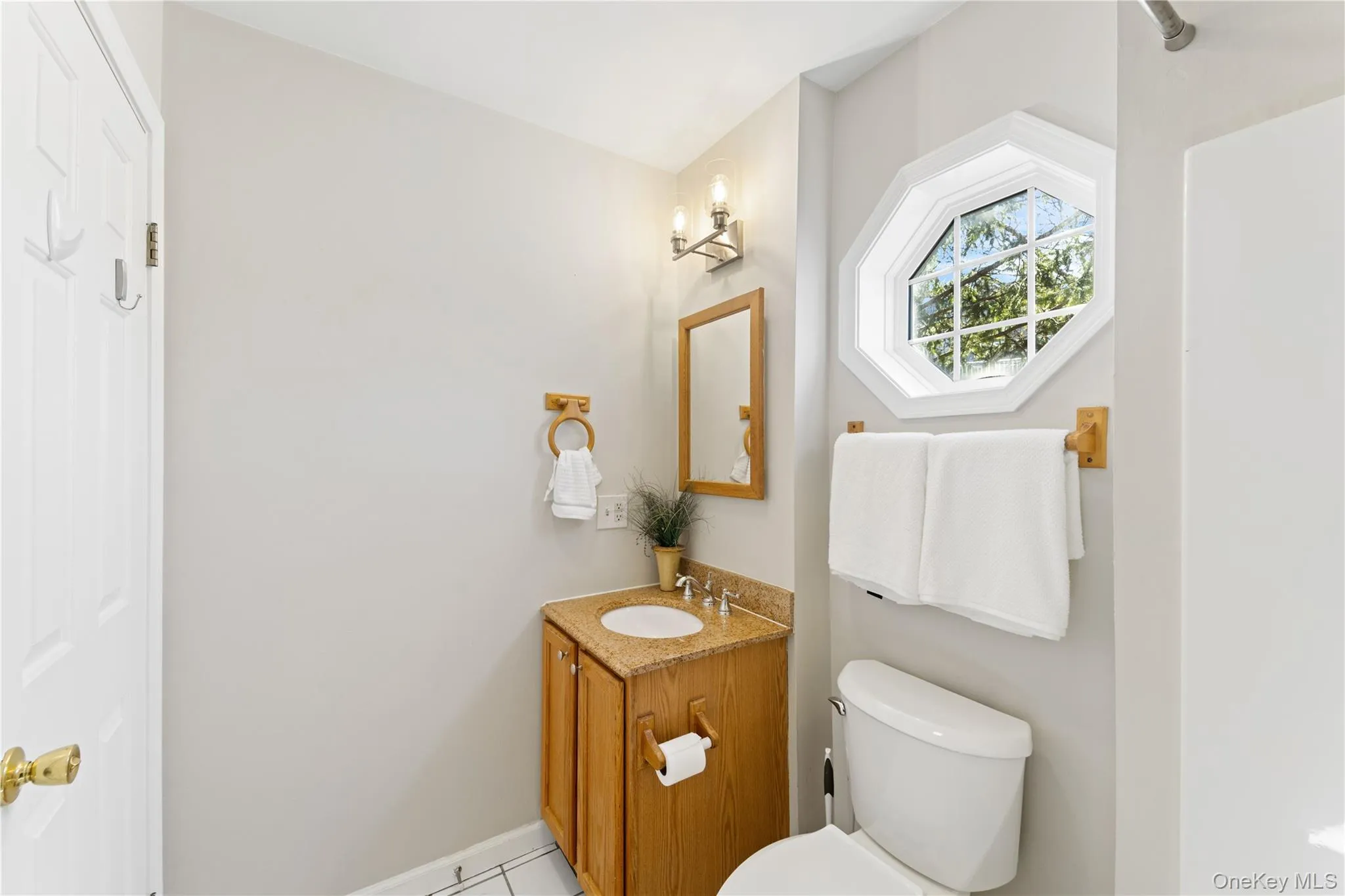 110-112 S. Broadway Avenue, White Plains, NY, 2 Bedrooms Bedrooms, 7 Rooms Rooms,2 BathroomsBathrooms,Residential Lease,For Rent,S. Broadway,0,978038 110-112 S. Broadway Avenue, White Plains, NY, 2 Bedrooms Bedrooms, 7 Rooms Rooms,2 BathroomsBathrooms,Residential Lease,For Rent,S. Broadway,0,978038