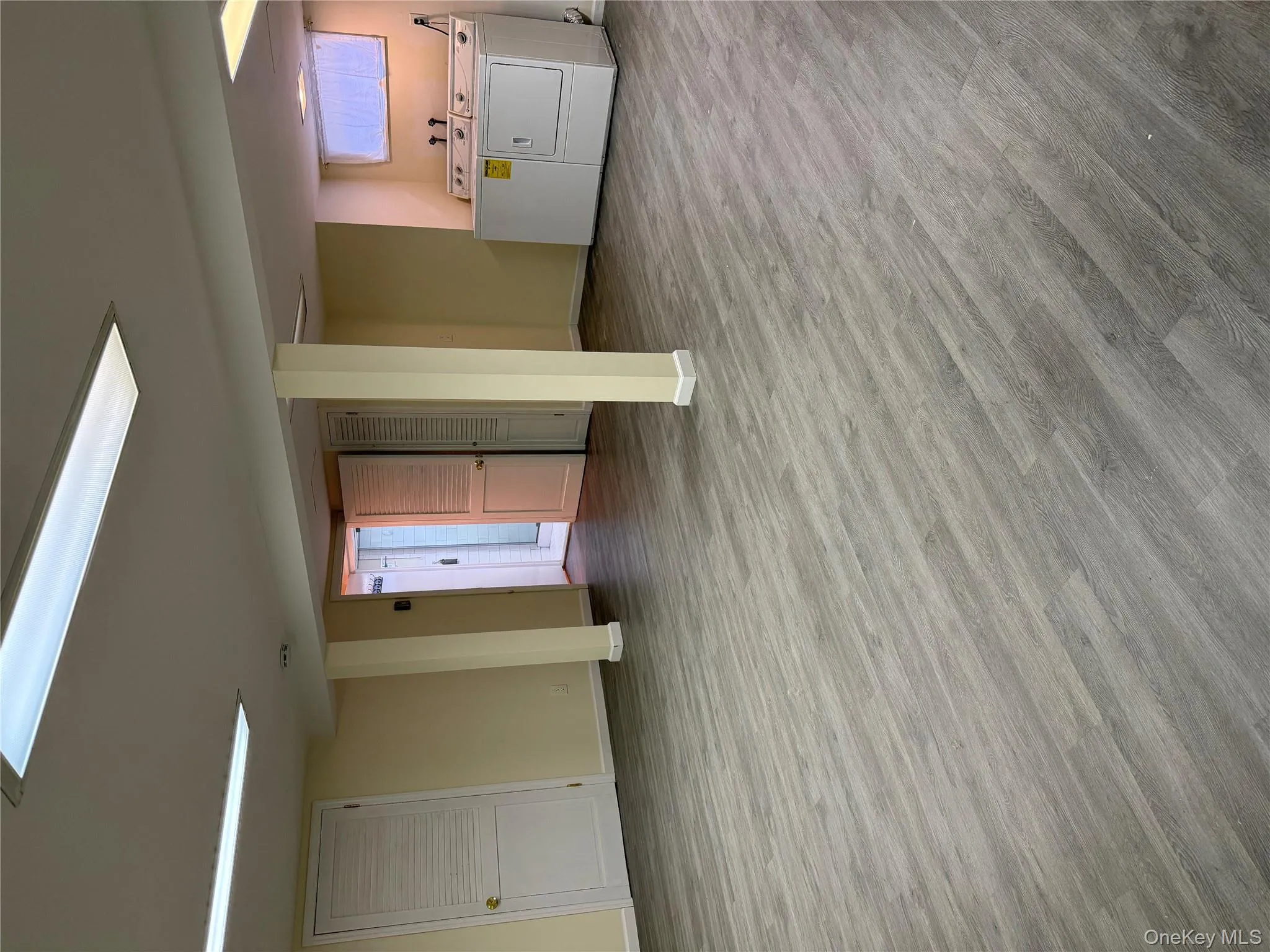 660 10th Street, North Hempstead, NY, 3 Bedrooms Bedrooms, 7 Rooms Rooms,2 BathroomsBathrooms,Residential Lease,For Rent,10th,0,978056 660 10th Street, North Hempstead, NY, 3 Bedrooms Bedrooms, 7 Rooms Rooms,2 BathroomsBathrooms,Residential Lease,For Rent,10th,0,978056