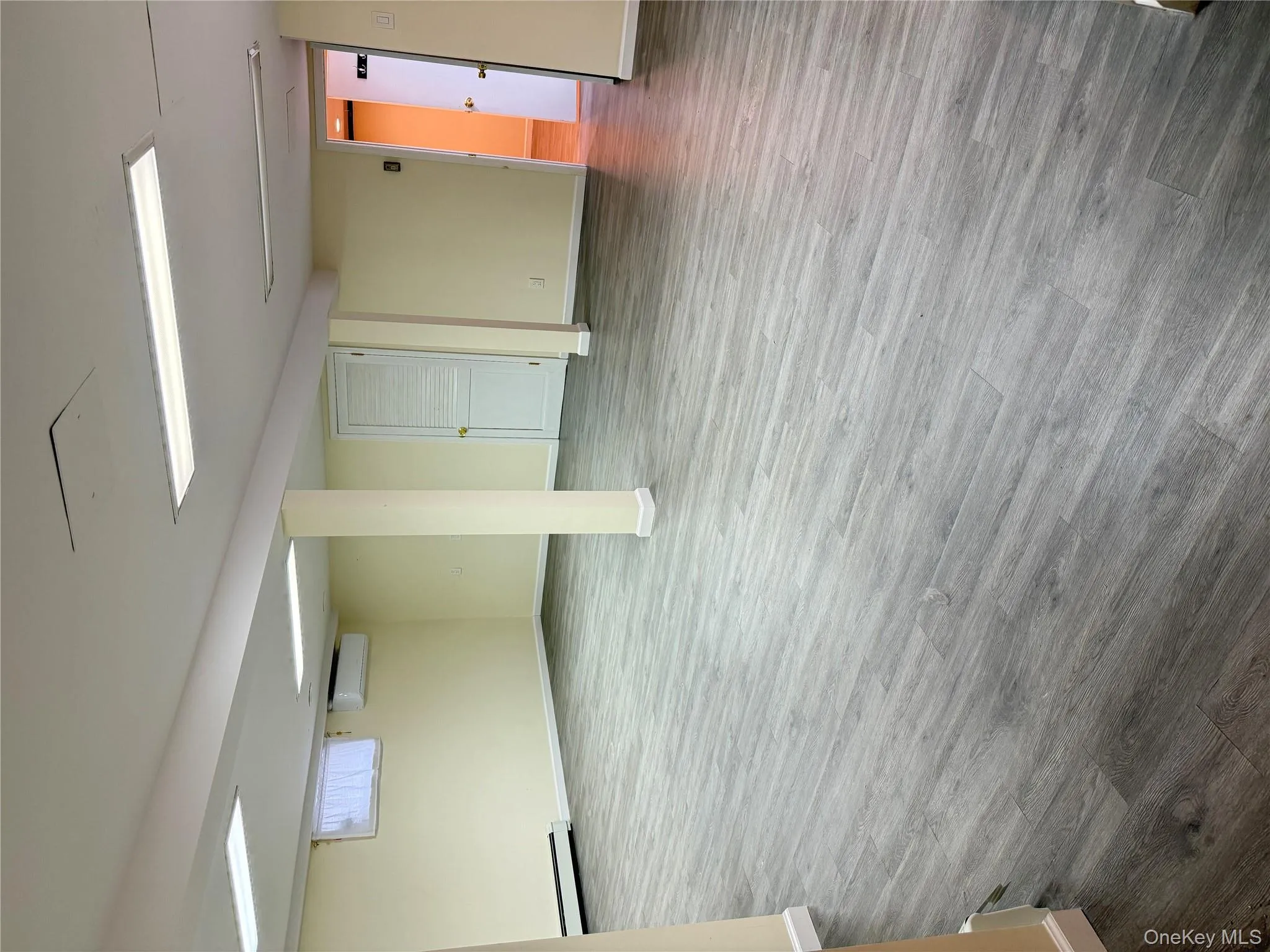 660 10th Street, North Hempstead, NY, 3 Bedrooms Bedrooms, 7 Rooms Rooms,2 BathroomsBathrooms,Residential Lease,For Rent,10th,0,978056 660 10th Street, North Hempstead, NY, 3 Bedrooms Bedrooms, 7 Rooms Rooms,2 BathroomsBathrooms,Residential Lease,For Rent,10th,0,978056