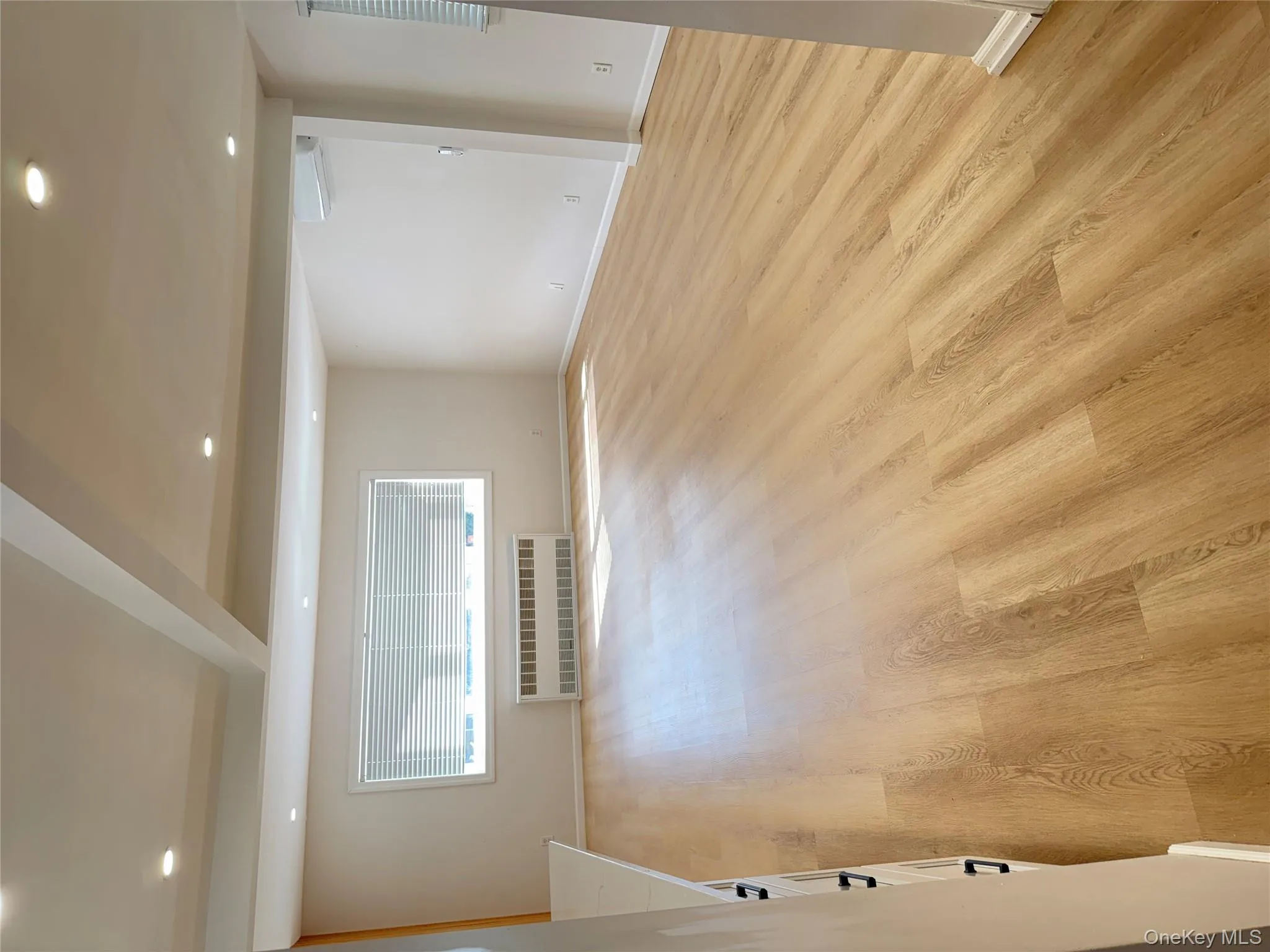 660 10th Street, North Hempstead, NY, 3 Bedrooms Bedrooms, 7 Rooms Rooms,2 BathroomsBathrooms,Residential Lease,For Rent,10th,0,978056 660 10th Street, North Hempstead, NY, 3 Bedrooms Bedrooms, 7 Rooms Rooms,2 BathroomsBathrooms,Residential Lease,For Rent,10th,0,978056