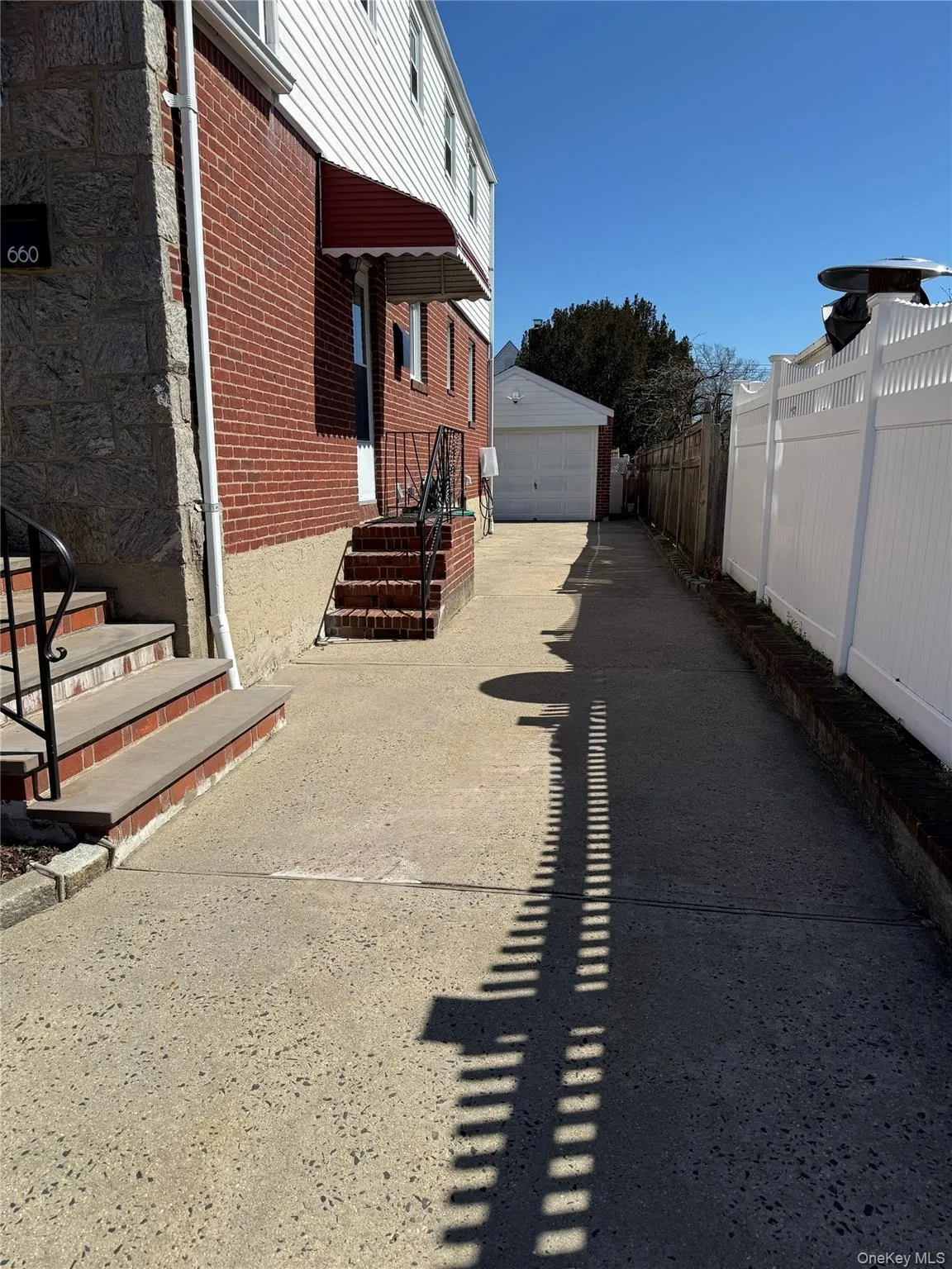 660 10th Street, North Hempstead, NY, 3 Bedrooms Bedrooms, 7 Rooms Rooms,2 BathroomsBathrooms,Residential Lease,For Rent,10th,0,978056 660 10th Street, North Hempstead, NY, 3 Bedrooms Bedrooms, 7 Rooms Rooms,2 BathroomsBathrooms,Residential Lease,For Rent,10th,0,978056