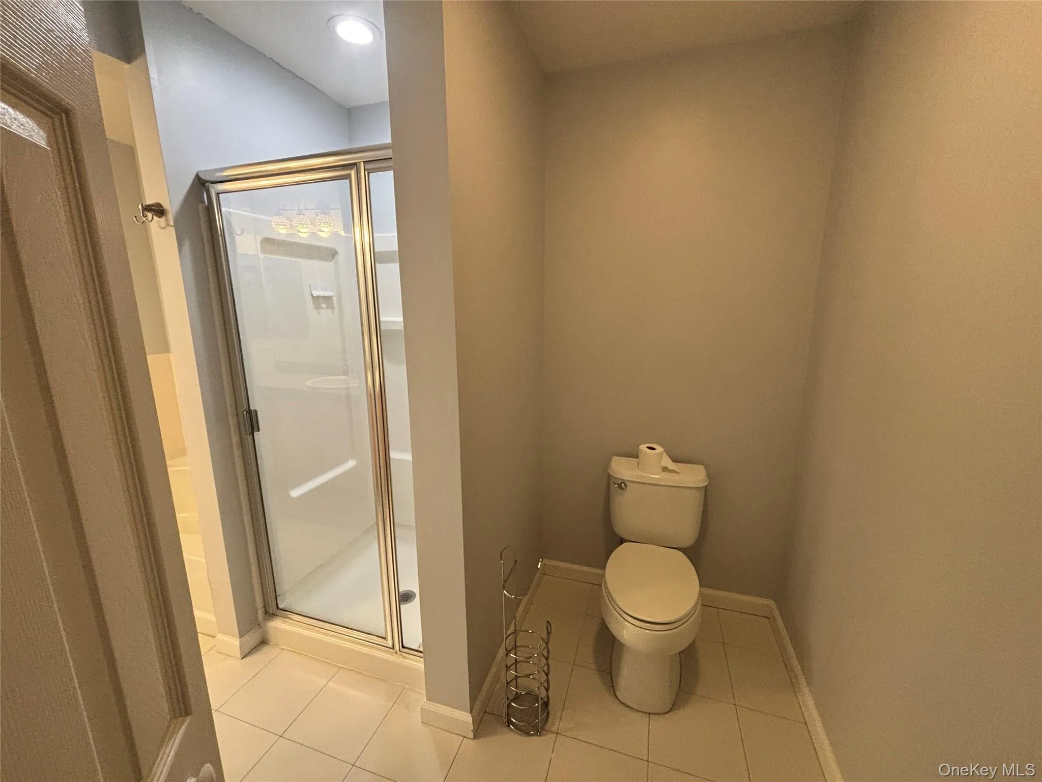 Master Bathroom Master Bathroom