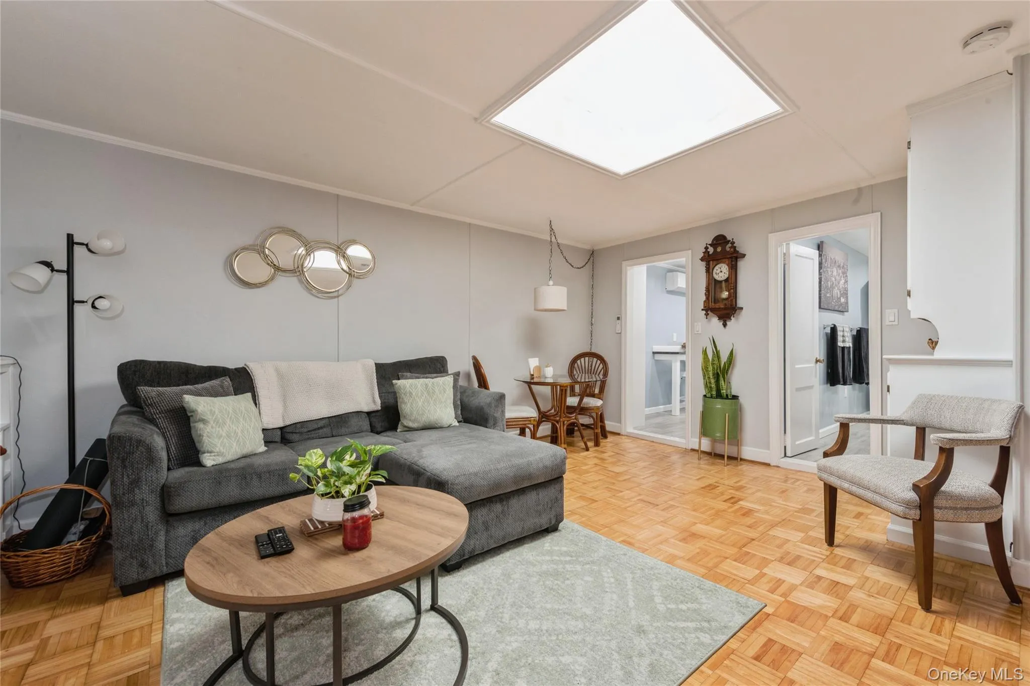 51 Spring Street, Oyster Bay, NY, 1 Bedroom Bedrooms, 4 Rooms Rooms,1 BathroomBathrooms,Residential Lease,For Rent,Spring,0,978060 51 Spring Street, Oyster Bay, NY, 1 Bedroom Bedrooms, 4 Rooms Rooms,1 BathroomBathrooms,Residential Lease,For Rent,Spring,0,978060