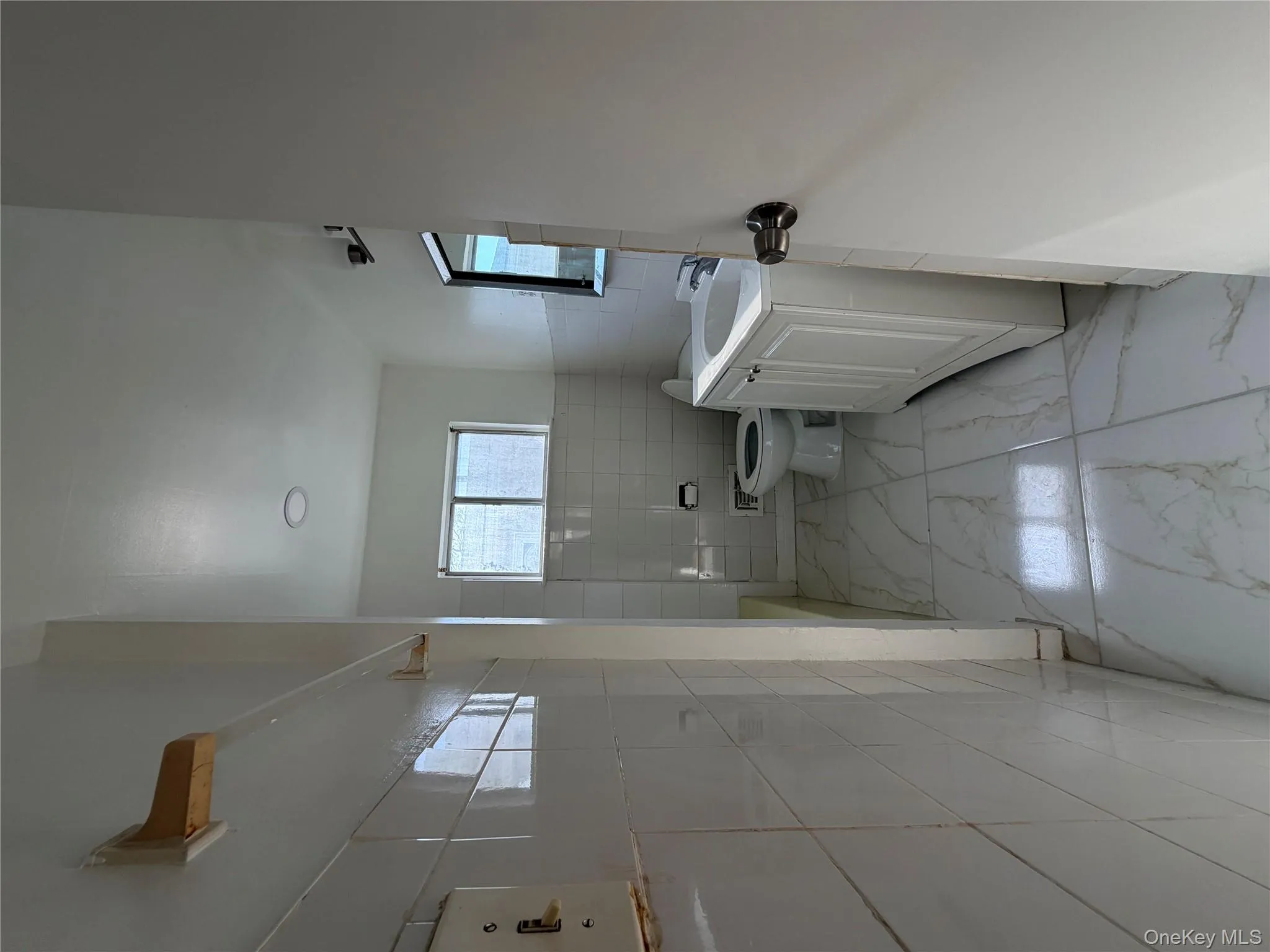 15316 110th Road, New York, NY, 2 Bedrooms Bedrooms, 5 Rooms Rooms,1 BathroomBathrooms,Residential Lease,For Rent,110th,0,978063 15316 110th Road, New York, NY, 2 Bedrooms Bedrooms, 5 Rooms Rooms,1 BathroomBathrooms,Residential Lease,For Rent,110th,0,978063