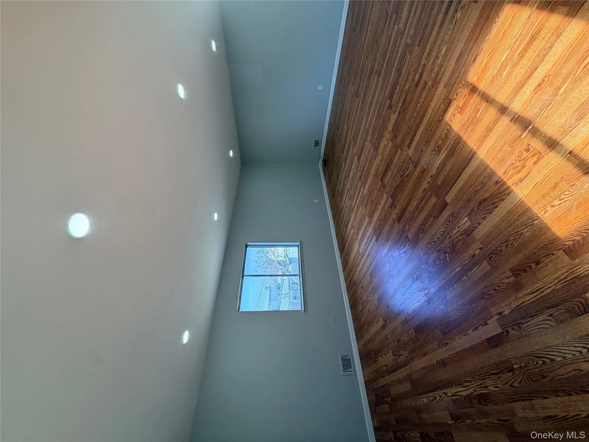 15316 110th Road, New York, NY, 2 Bedrooms Bedrooms, 5 Rooms Rooms,1 BathroomBathrooms,Residential Lease,For Rent,110th,0,978063 15316 110th Road, New York, NY, 2 Bedrooms Bedrooms, 5 Rooms Rooms,1 BathroomBathrooms,Residential Lease,For Rent,110th,0,978063