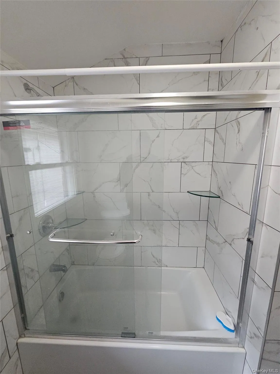 SHOWER SHOWER