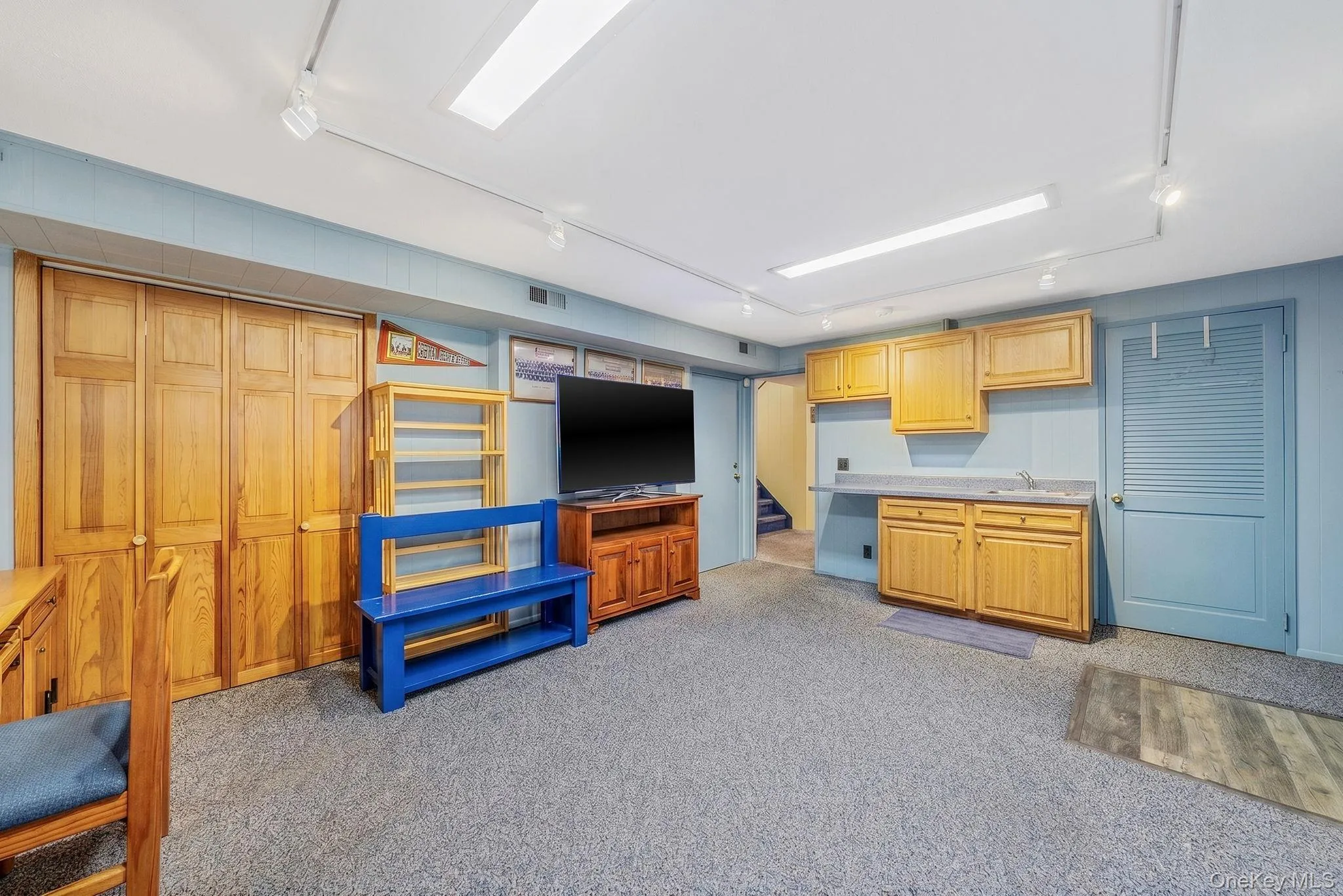 212 Cedrus Avenue, Huntington, NY, 4 Bedrooms Bedrooms, 9 Rooms Rooms,1 BathroomBathrooms,Residential,For Rent,Cedrus,0,978074 212 Cedrus Avenue, Huntington, NY, 4 Bedrooms Bedrooms, 9 Rooms Rooms,1 BathroomBathrooms,Residential,For Rent,Cedrus,0,978074