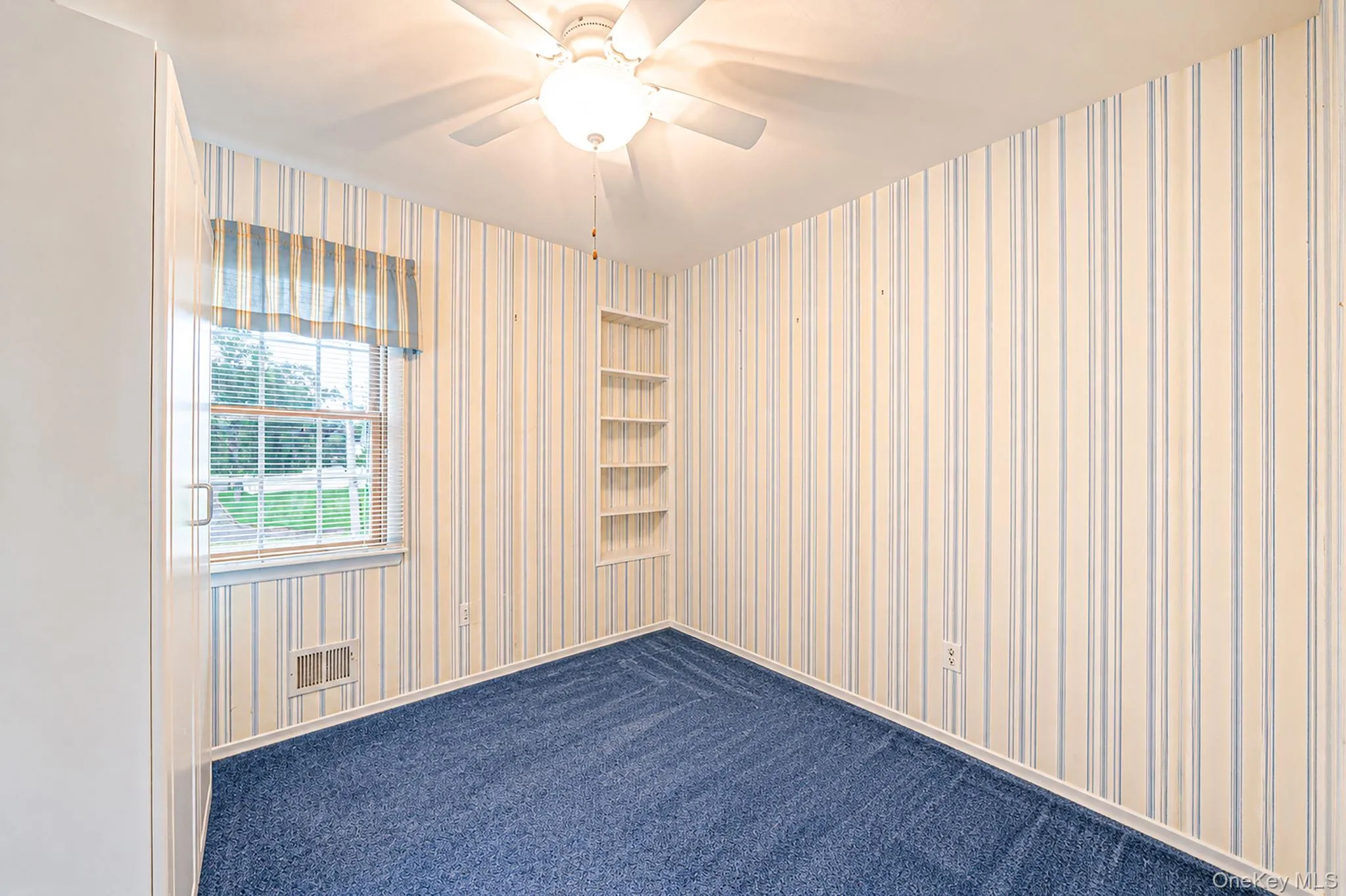 212 Cedrus Avenue, Huntington, NY, 4 Bedrooms Bedrooms, 9 Rooms Rooms,1 BathroomBathrooms,Residential,For Rent,Cedrus,0,978074 212 Cedrus Avenue, Huntington, NY, 4 Bedrooms Bedrooms, 9 Rooms Rooms,1 BathroomBathrooms,Residential,For Rent,Cedrus,0,978074