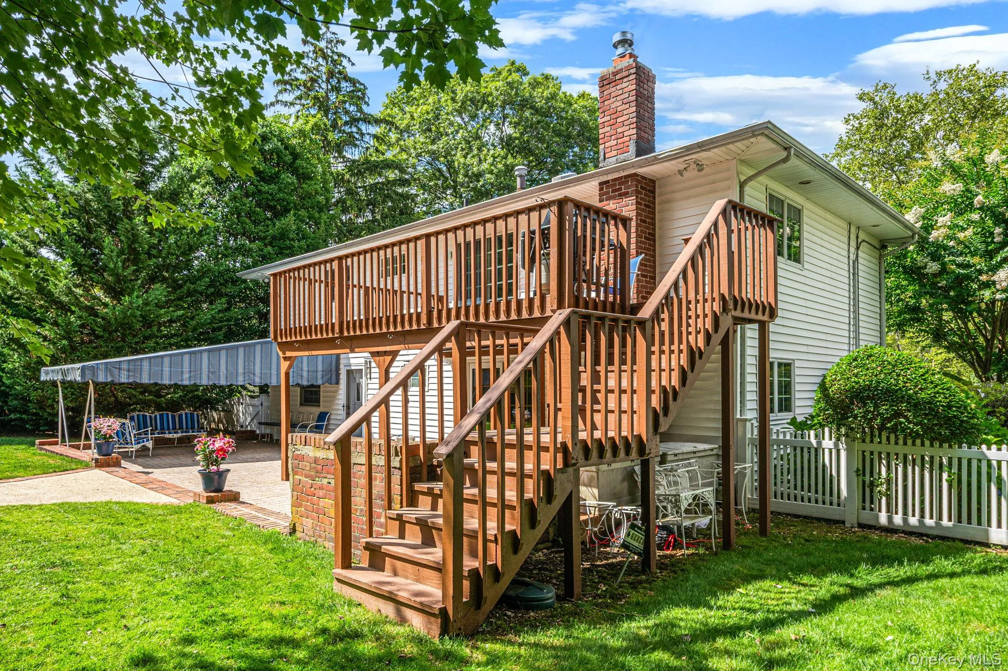 212 Cedrus Avenue, Huntington, NY, 4 Bedrooms Bedrooms, 9 Rooms Rooms,1 BathroomBathrooms,Residential,For Rent,Cedrus,0,978074 212 Cedrus Avenue, Huntington, NY, 4 Bedrooms Bedrooms, 9 Rooms Rooms,1 BathroomBathrooms,Residential,For Rent,Cedrus,0,978074