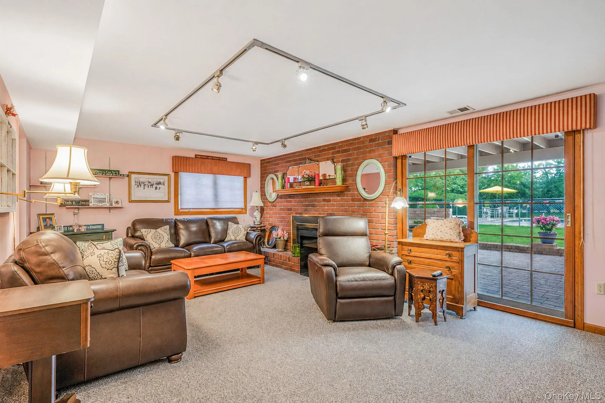 212 Cedrus Avenue, Huntington, NY, 4 Bedrooms Bedrooms, 9 Rooms Rooms,1 BathroomBathrooms,Residential,For Rent,Cedrus,0,978074 212 Cedrus Avenue, Huntington, NY, 4 Bedrooms Bedrooms, 9 Rooms Rooms,1 BathroomBathrooms,Residential,For Rent,Cedrus,0,978074