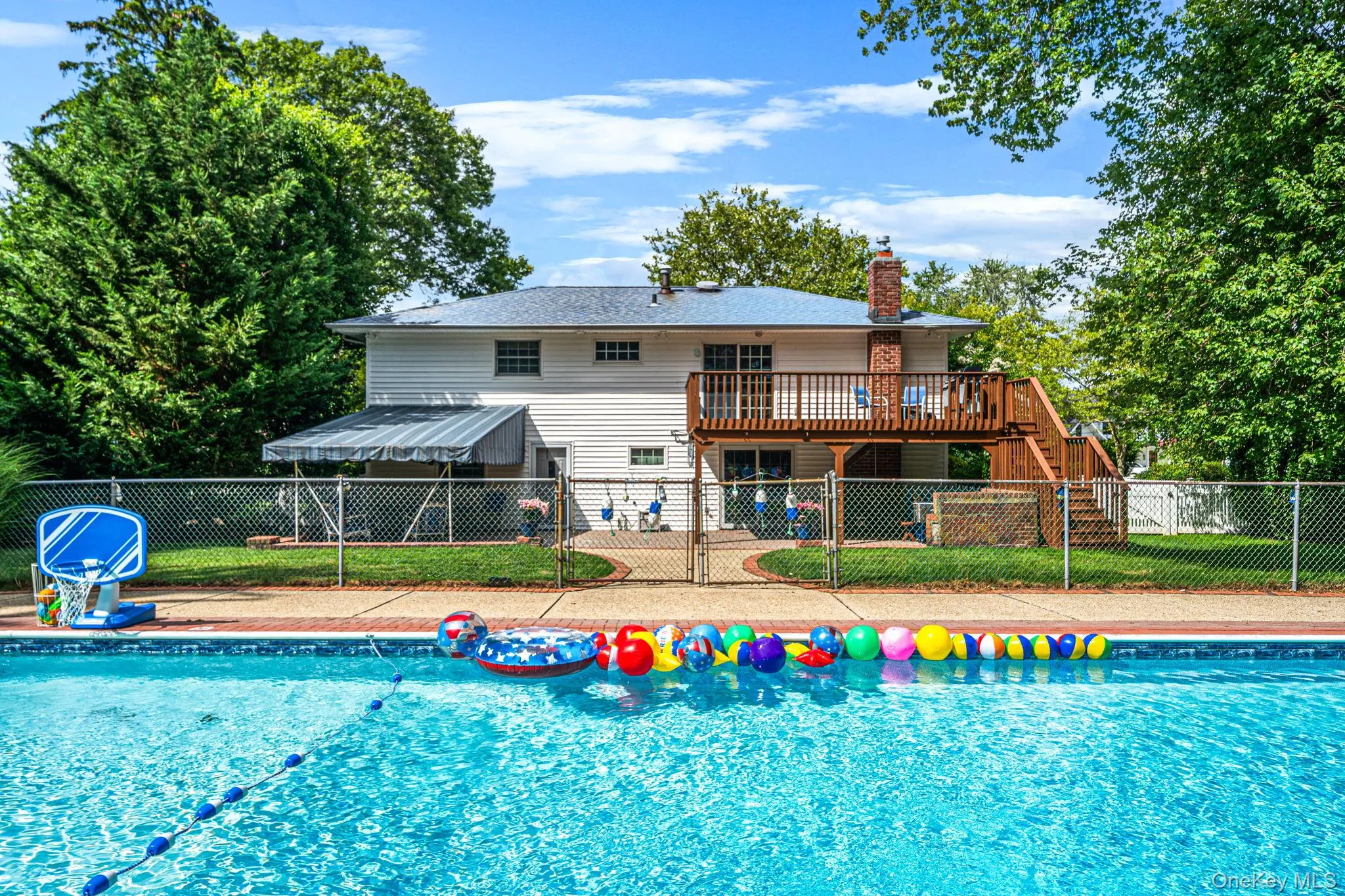 212 Cedrus Avenue, Huntington, NY, 4 Bedrooms Bedrooms, 9 Rooms Rooms,1 BathroomBathrooms,Residential,For Rent,Cedrus,0,978074 212 Cedrus Avenue, Huntington, NY, 4 Bedrooms Bedrooms, 9 Rooms Rooms,1 BathroomBathrooms,Residential,For Rent,Cedrus,0,978074