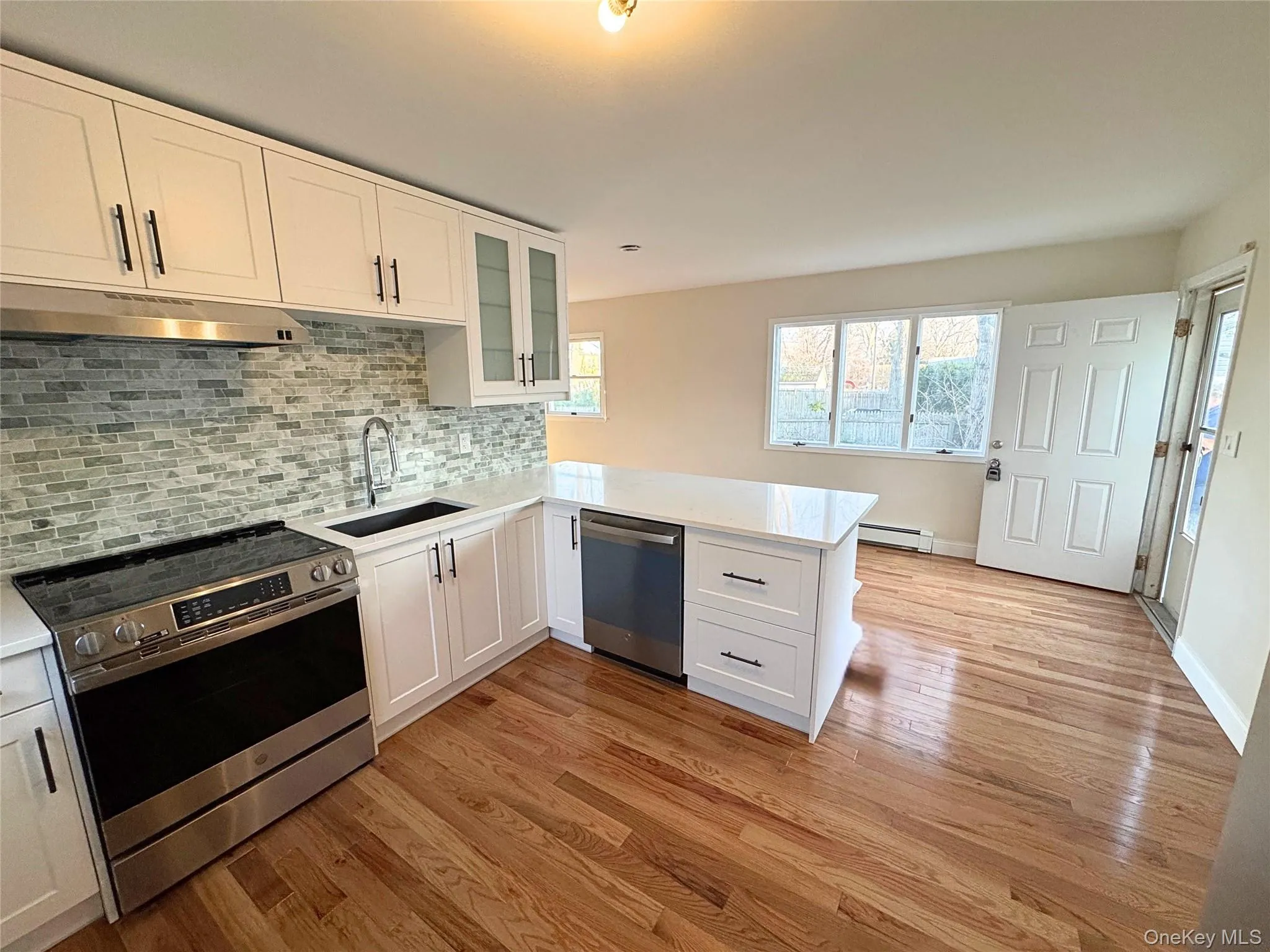 77 Magnolia Drive, Brookhaven, NY, 1 Bedroom Bedrooms, 4 Rooms Rooms,1 BathroomBathrooms,Residential Lease,For Rent,Magnolia,0,978075 77 Magnolia Drive, Brookhaven, NY, 1 Bedroom Bedrooms, 4 Rooms Rooms,1 BathroomBathrooms,Residential Lease,For Rent,Magnolia,0,978075