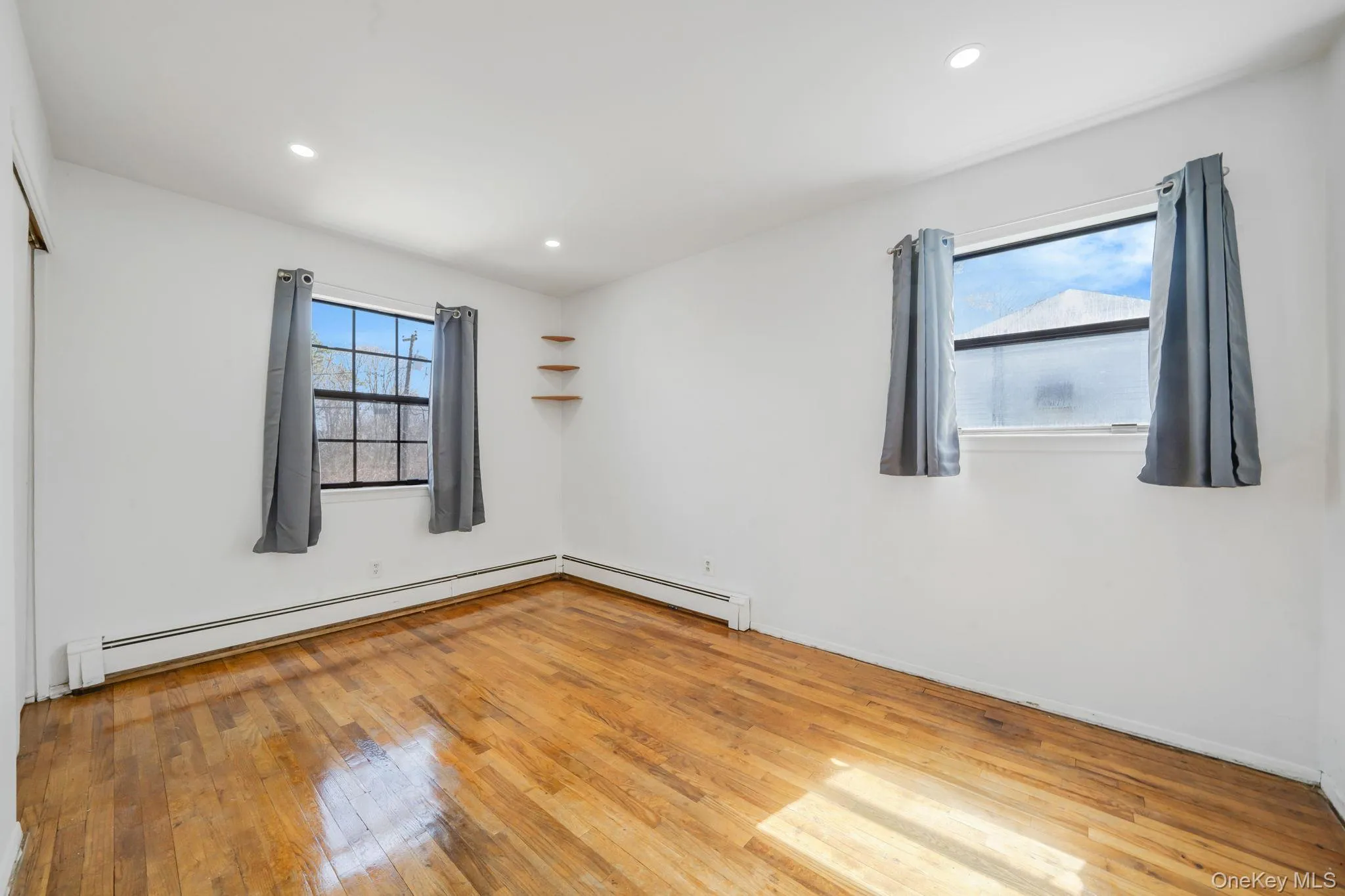 676 Bohemia Parkway, Islip, NY, 6 Bedrooms Bedrooms, 11 Rooms Rooms,3 BathroomsBathrooms,Residential,For Rent,Bohemia,0,978087 676 Bohemia Parkway, Islip, NY, 6 Bedrooms Bedrooms, 11 Rooms Rooms,3 BathroomsBathrooms,Residential,For Rent,Bohemia,0,978087