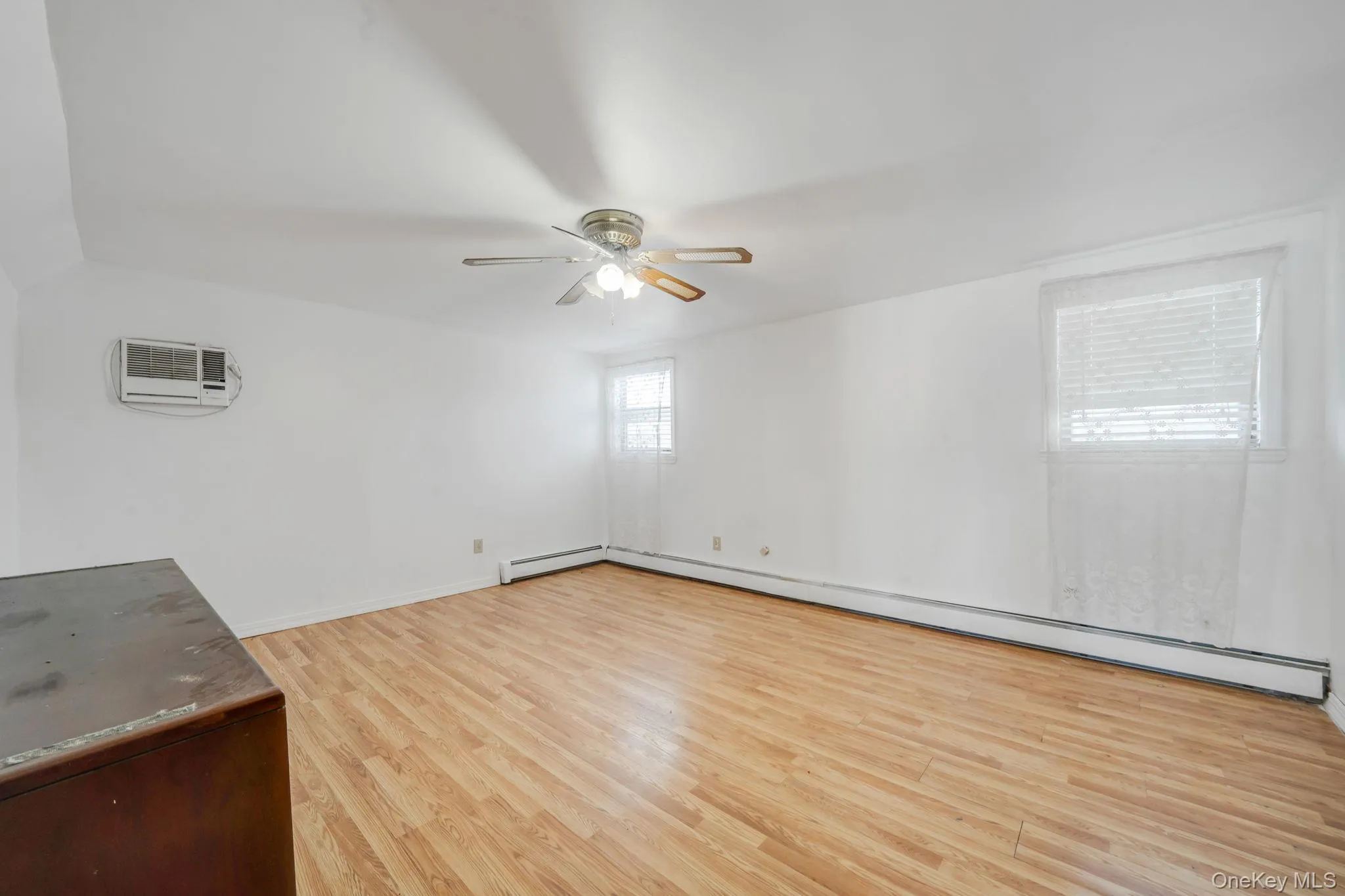 676 Bohemia Parkway, Islip, NY, 6 Bedrooms Bedrooms, 11 Rooms Rooms,3 BathroomsBathrooms,Residential,For Rent,Bohemia,0,978087 676 Bohemia Parkway, Islip, NY, 6 Bedrooms Bedrooms, 11 Rooms Rooms,3 BathroomsBathrooms,Residential,For Rent,Bohemia,0,978087