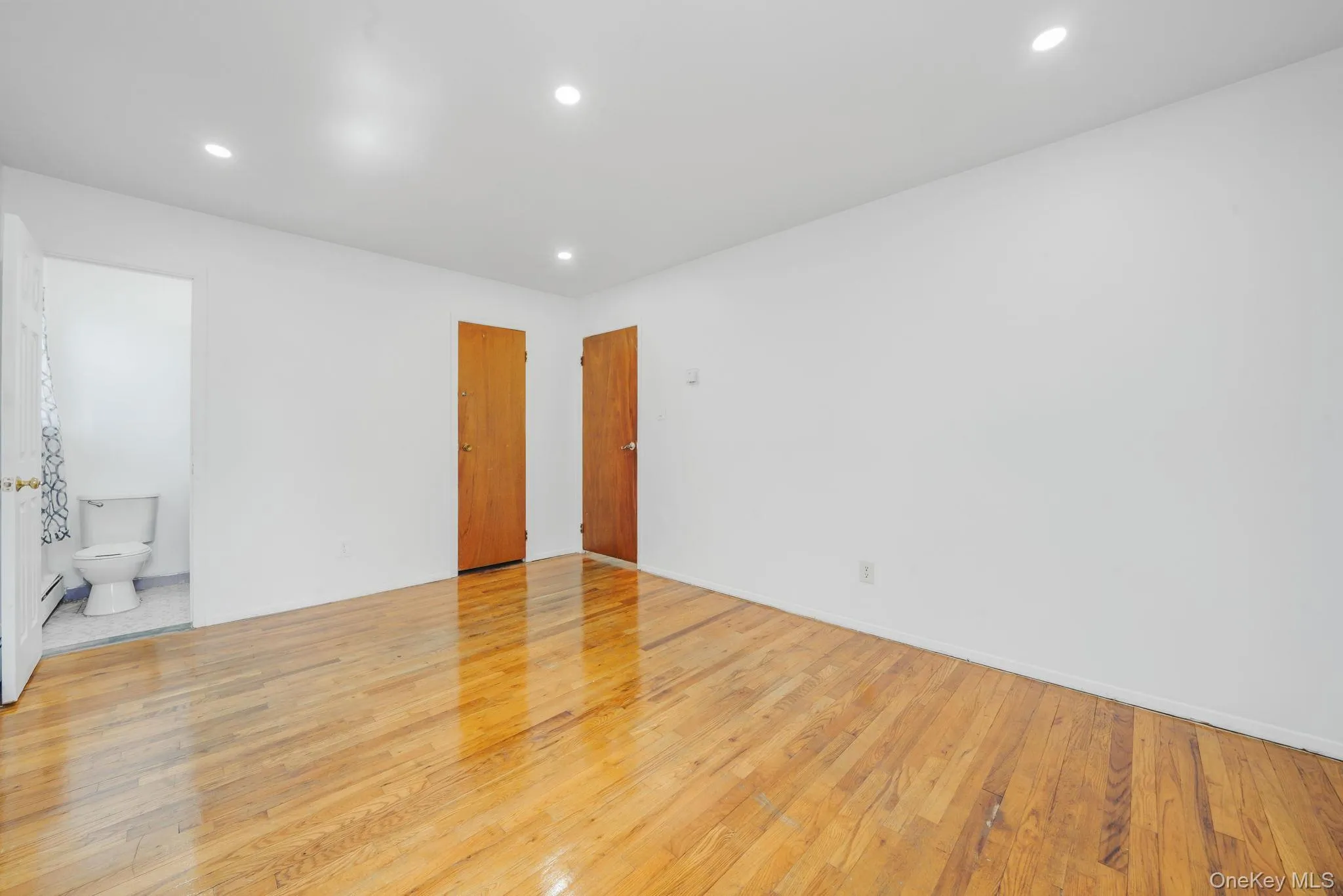 676 Bohemia Parkway, Islip, NY, 6 Bedrooms Bedrooms, 11 Rooms Rooms,3 BathroomsBathrooms,Residential,For Rent,Bohemia,0,978087 676 Bohemia Parkway, Islip, NY, 6 Bedrooms Bedrooms, 11 Rooms Rooms,3 BathroomsBathrooms,Residential,For Rent,Bohemia,0,978087