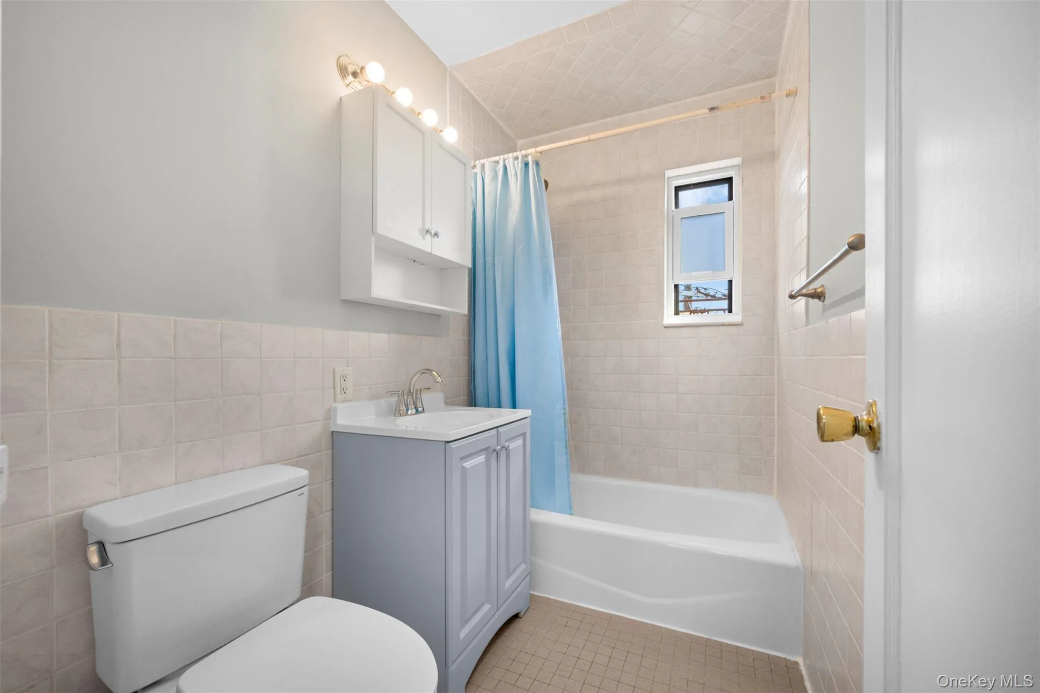 15 Beach Road, North Hempstead, NY, 1 Bedroom Bedrooms, 3 Rooms Rooms,1 BathroomBathrooms,Residential,For Rent,Beach,0,978094 15 Beach Road, North Hempstead, NY, 1 Bedroom Bedrooms, 3 Rooms Rooms,1 BathroomBathrooms,Residential,For Rent,Beach,0,978094