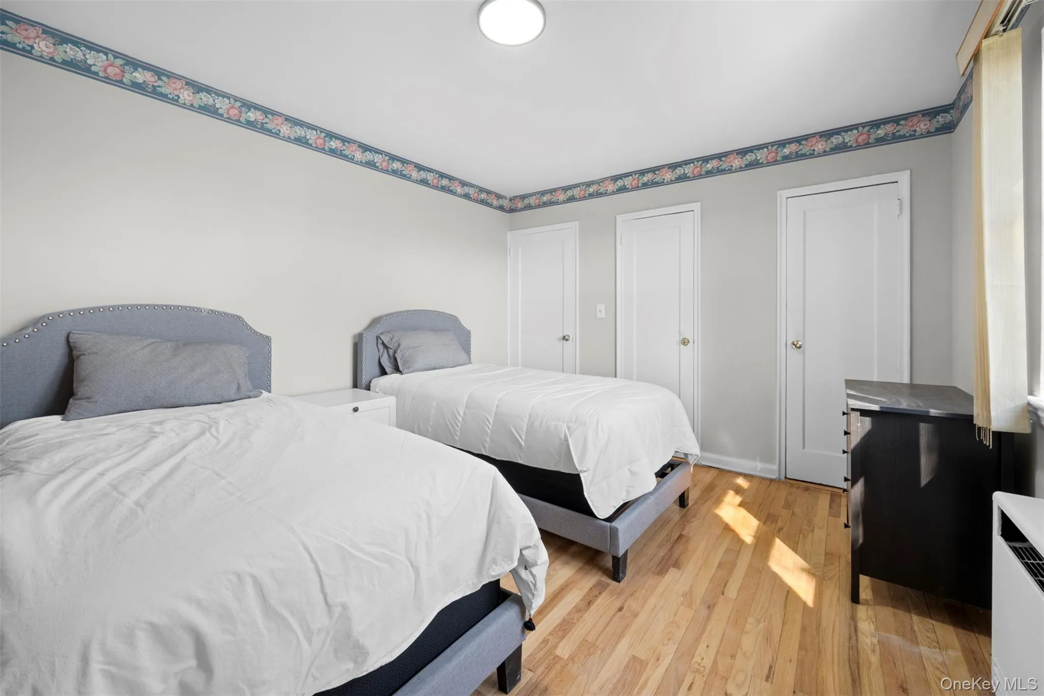 15 Beach Road, North Hempstead, NY, 1 Bedroom Bedrooms, 3 Rooms Rooms,1 BathroomBathrooms,Residential,For Rent,Beach,0,978094 15 Beach Road, North Hempstead, NY, 1 Bedroom Bedrooms, 3 Rooms Rooms,1 BathroomBathrooms,Residential,For Rent,Beach,0,978094
