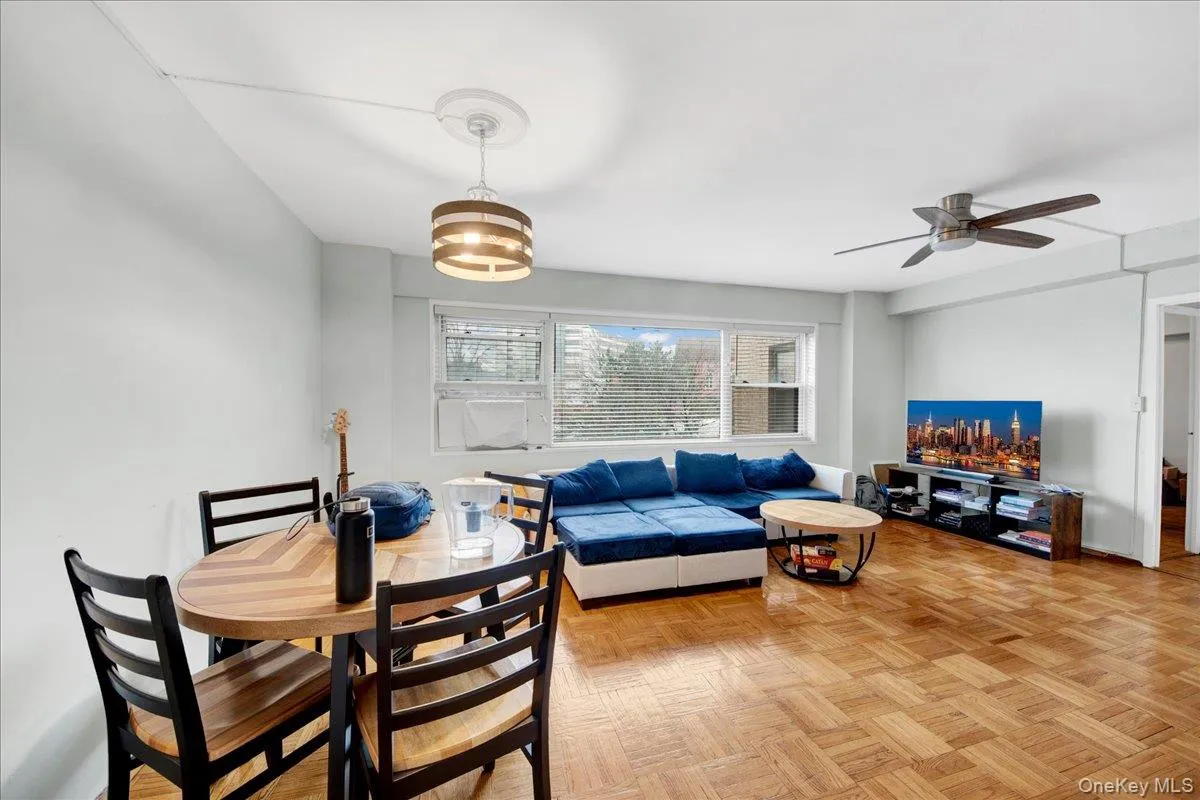 6 Fordham Hill Oval, New York, NY, 1 Bedroom Bedrooms, 4 Rooms Rooms,1 BathroomBathrooms,Residential Lease,For Rent,Fordham Hill,0,978098 6 Fordham Hill Oval, New York, NY, 1 Bedroom Bedrooms, 4 Rooms Rooms,1 BathroomBathrooms,Residential Lease,For Rent,Fordham Hill,0,978098
