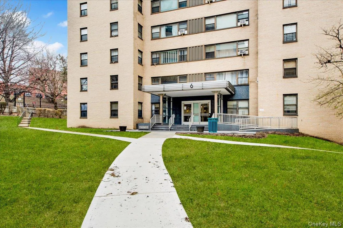 6 Fordham Hill Oval, New York, NY, 1 Bedroom Bedrooms, 4 Rooms Rooms,1 BathroomBathrooms,Residential Lease,For Rent,Fordham Hill,0,978098 6 Fordham Hill Oval, New York, NY, 1 Bedroom Bedrooms, 4 Rooms Rooms,1 BathroomBathrooms,Residential Lease,For Rent,Fordham Hill,0,978098