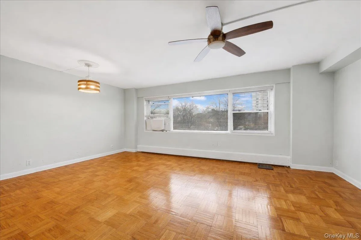 6 Fordham Hill Oval, New York, NY, 1 Bedroom Bedrooms, 4 Rooms Rooms,1 BathroomBathrooms,Residential Lease,For Rent,Fordham Hill,0,978098 6 Fordham Hill Oval, New York, NY, 1 Bedroom Bedrooms, 4 Rooms Rooms,1 BathroomBathrooms,Residential Lease,For Rent,Fordham Hill,0,978098