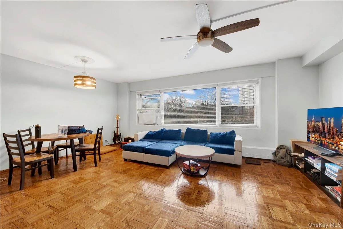6 Fordham Hill Oval, New York, NY, 1 Bedroom Bedrooms, 4 Rooms Rooms,1 BathroomBathrooms,Residential Lease,For Rent,Fordham Hill,0,978098 6 Fordham Hill Oval, New York, NY, 1 Bedroom Bedrooms, 4 Rooms Rooms,1 BathroomBathrooms,Residential Lease,For Rent,Fordham Hill,0,978098