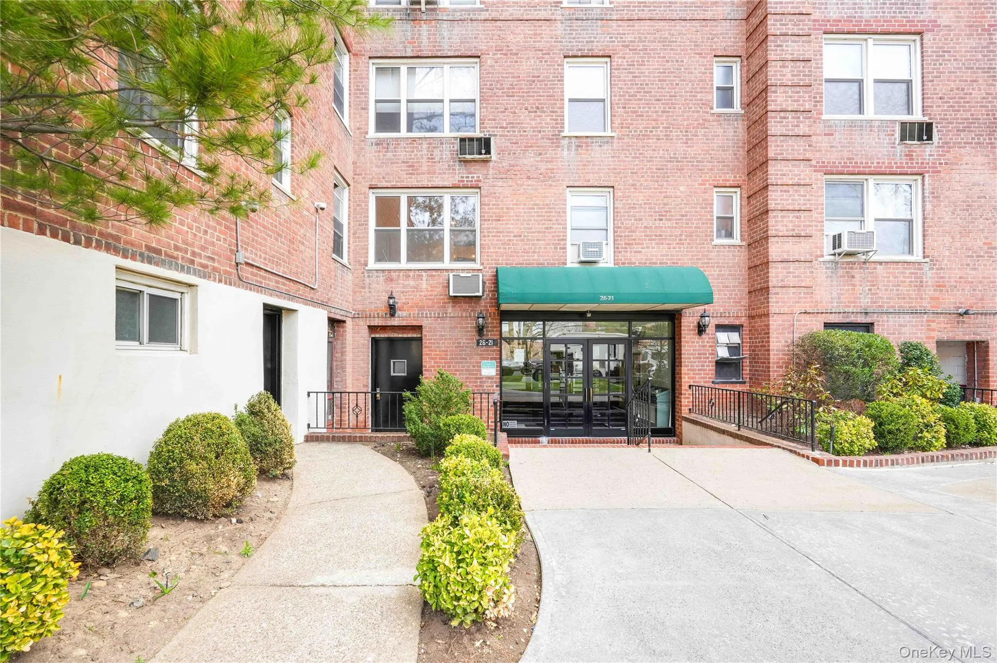 26-21 Union Street, New York, NY, 1 Bedroom Bedrooms, 4 Rooms Rooms,1 BathroomBathrooms,Residential,For Rent,Union,0,978106 26-21 Union Street, New York, NY, 1 Bedroom Bedrooms, 4 Rooms Rooms,1 BathroomBathrooms,Residential,For Rent,Union,0,978106
