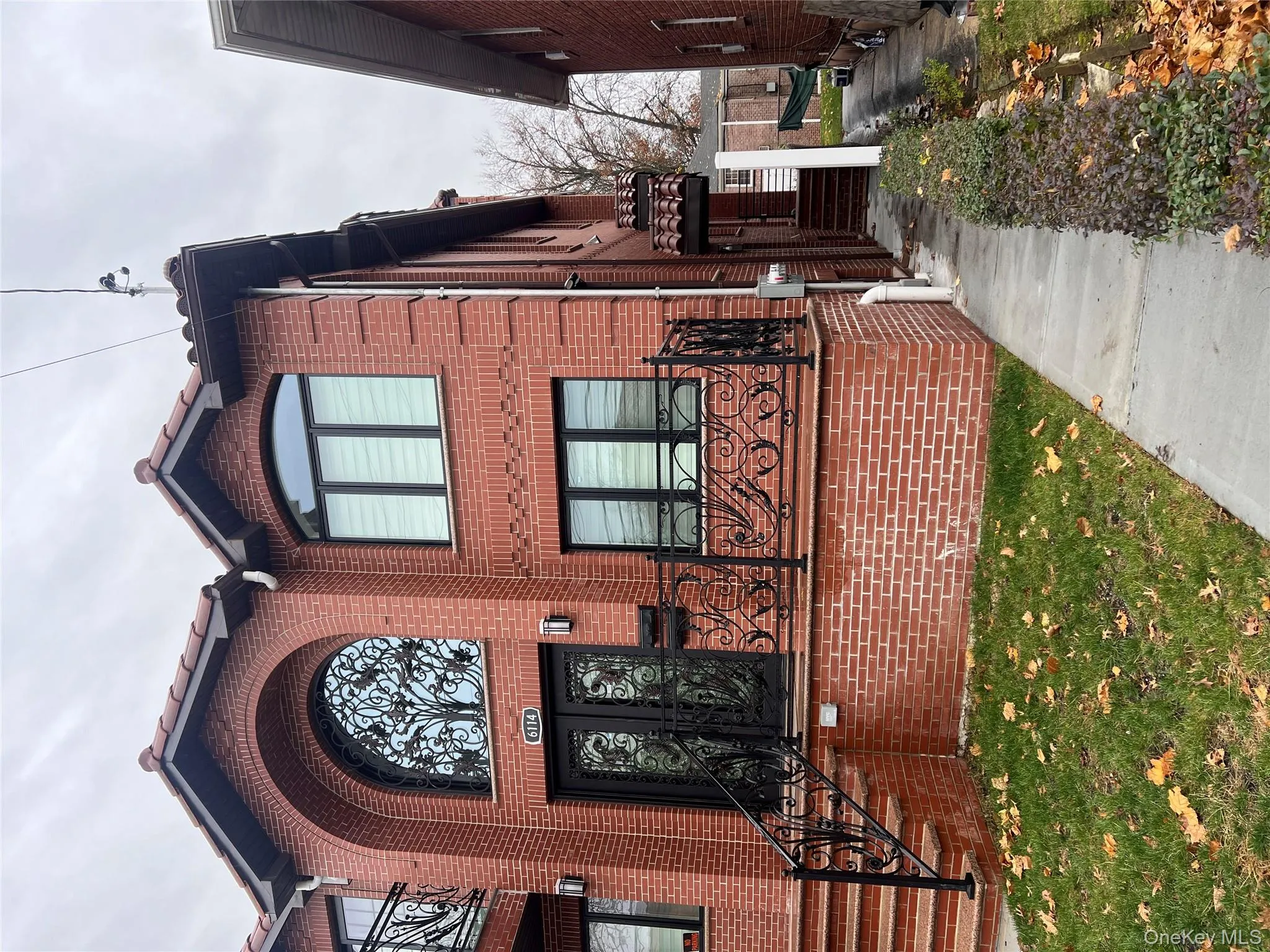 6114 Cloverdale Blvd, New York, NY, 3 Bedrooms Bedrooms, 4 Rooms Rooms,2 BathroomsBathrooms,Residential Lease,For Rent,Cloverdale Blvd,0,978107 6114 Cloverdale Blvd, New York, NY, 3 Bedrooms Bedrooms, 4 Rooms Rooms,2 BathroomsBathrooms,Residential Lease,For Rent,Cloverdale Blvd,0,978107