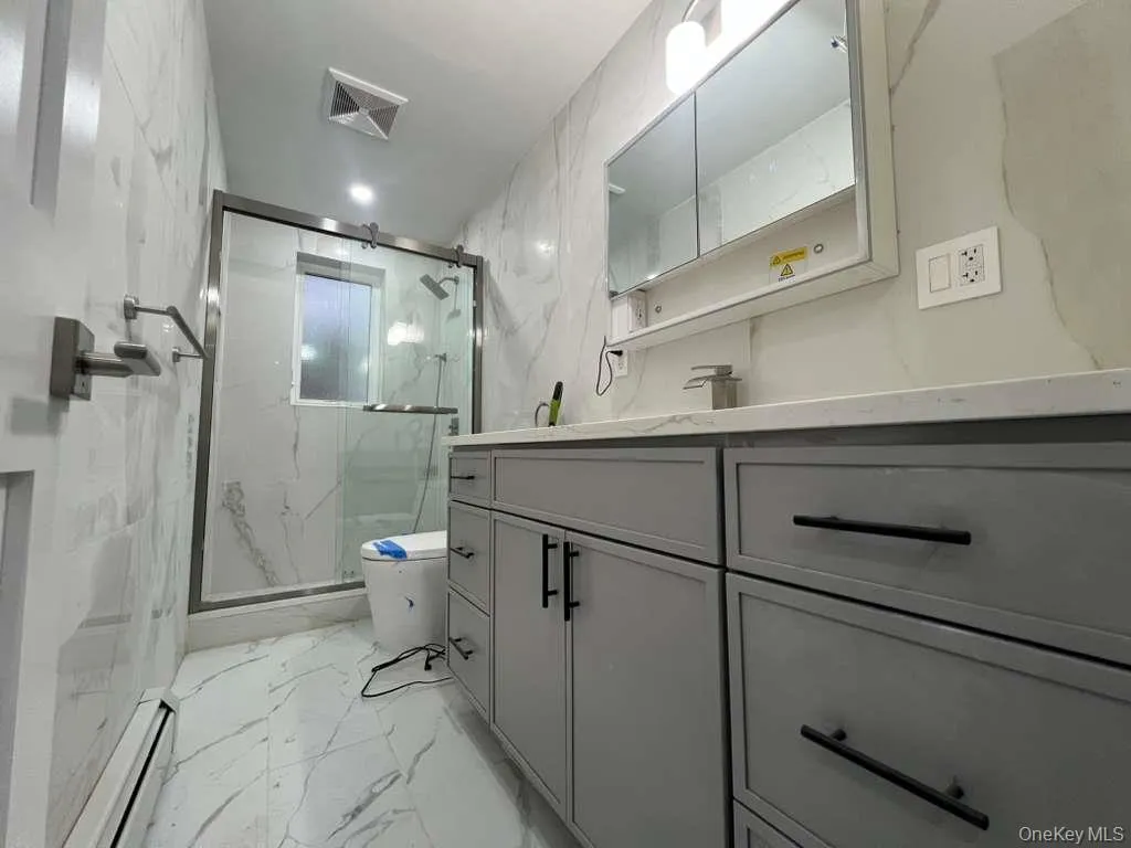 6114 Cloverdale Blvd, New York, NY, 3 Bedrooms Bedrooms, 4 Rooms Rooms,2 BathroomsBathrooms,Residential Lease,For Rent,Cloverdale Blvd,0,978107 6114 Cloverdale Blvd, New York, NY, 3 Bedrooms Bedrooms, 4 Rooms Rooms,2 BathroomsBathrooms,Residential Lease,For Rent,Cloverdale Blvd,0,978107