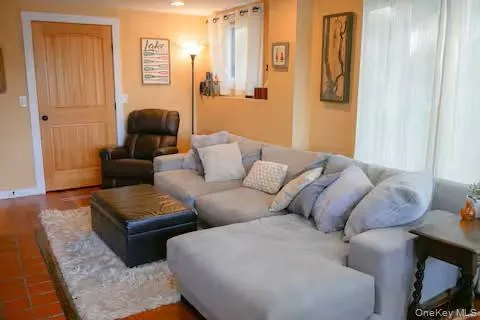 1080 Route 292, Pawling, NY, 2 Bedrooms Bedrooms, 5 Rooms Rooms,2 BathroomsBathrooms,Residential,For Rent,Route 292,0,978111 1080 Route 292, Pawling, NY, 2 Bedrooms Bedrooms, 5 Rooms Rooms,2 BathroomsBathrooms,Residential,For Rent,Route 292,0,978111