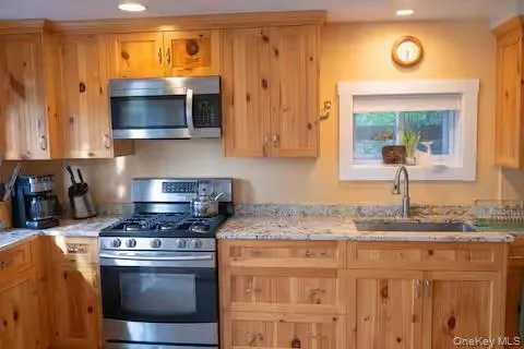 1080 Route 292, Pawling, NY, 2 Bedrooms Bedrooms, 5 Rooms Rooms,2 BathroomsBathrooms,Residential,For Rent,Route 292,0,978111 1080 Route 292, Pawling, NY, 2 Bedrooms Bedrooms, 5 Rooms Rooms,2 BathroomsBathrooms,Residential,For Rent,Route 292,0,978111