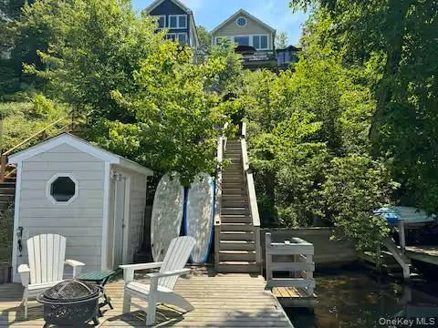 Dock, storgage shed Dock, storgage shed