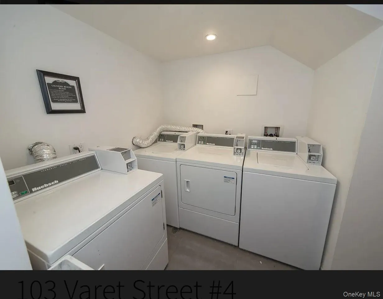 103 Varet Street, New York, NY, 1 Bedroom Bedrooms, 3 Rooms Rooms,1 BathroomBathrooms,Residential Lease,For Rent,Varet,0,978121 103 Varet Street, New York, NY, 1 Bedroom Bedrooms, 3 Rooms Rooms,1 BathroomBathrooms,Residential Lease,For Rent,Varet,0,978121