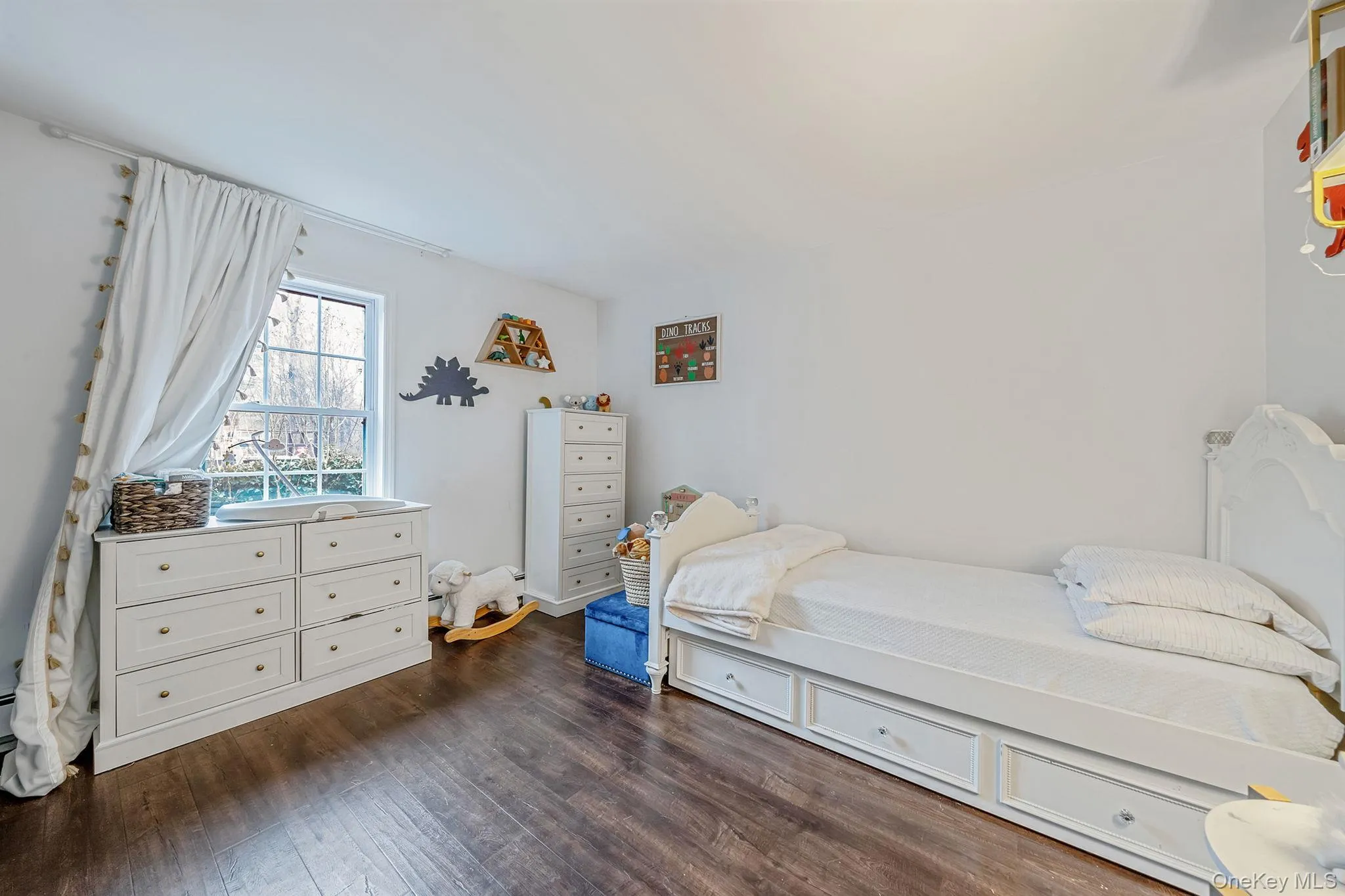273 Country Road, Brookhaven, NY, 7 Bedrooms Bedrooms, 12 Rooms Rooms,2 BathroomsBathrooms,Residential Sale,For Rent,Country,0,978152 273 Country Road, Brookhaven, NY, 7 Bedrooms Bedrooms, 12 Rooms Rooms,2 BathroomsBathrooms,Residential Sale,For Rent,Country,0,978152