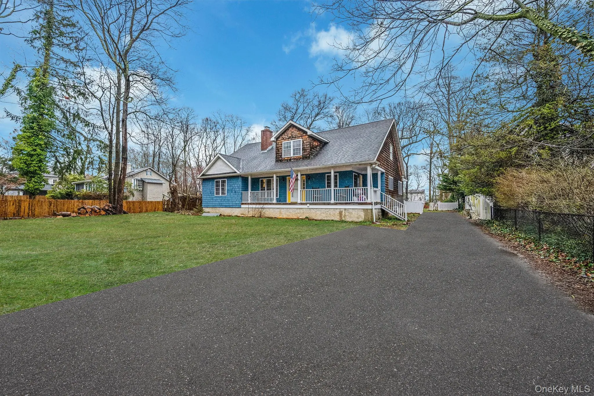 273 Country Road, Brookhaven, NY, 7 Bedrooms Bedrooms, 12 Rooms Rooms,2 BathroomsBathrooms,Residential Sale,For Rent,Country,0,978152 273 Country Road, Brookhaven, NY, 7 Bedrooms Bedrooms, 12 Rooms Rooms,2 BathroomsBathrooms,Residential Sale,For Rent,Country,0,978152