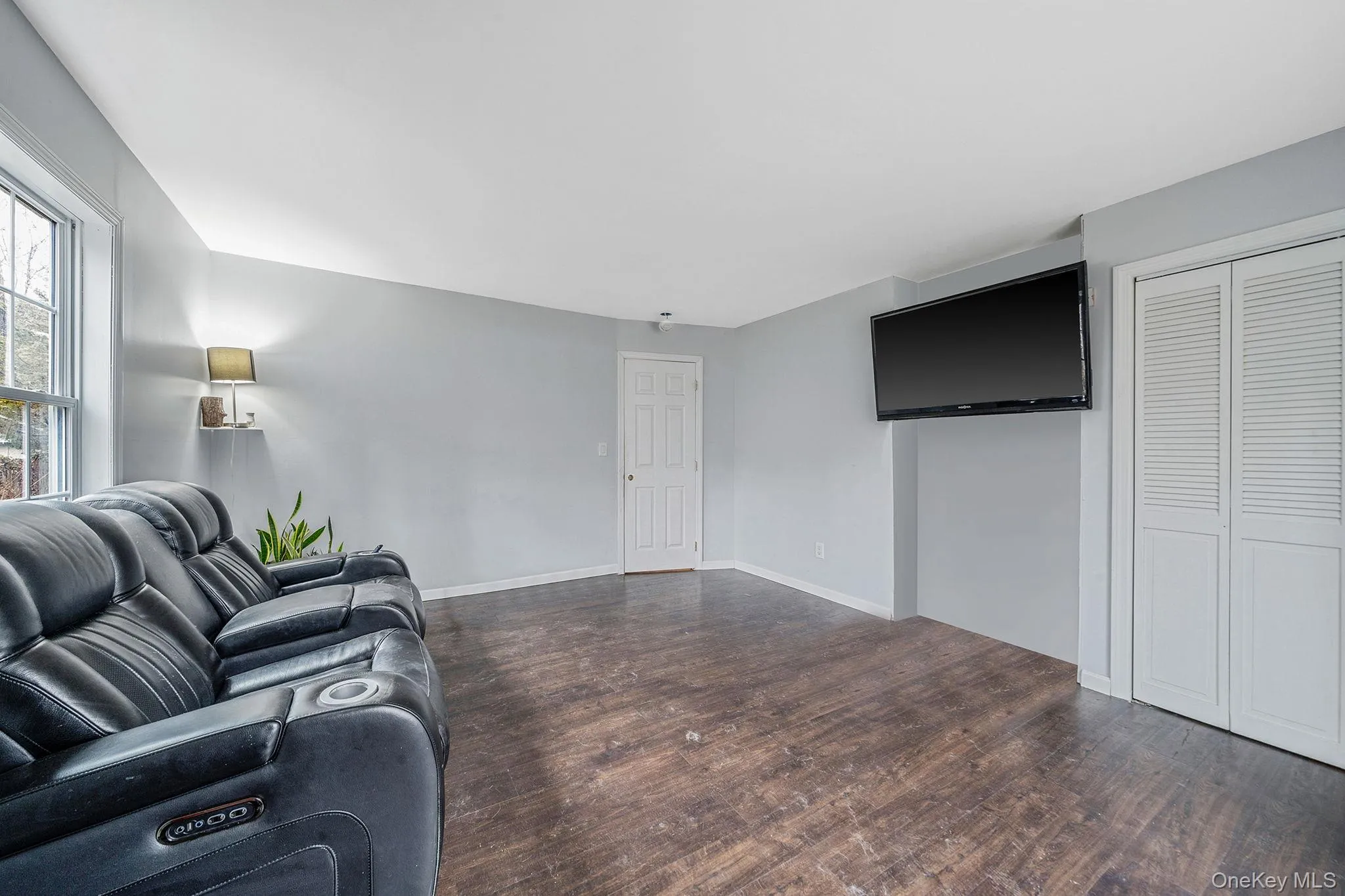 273 Country Road, Brookhaven, NY, 7 Bedrooms Bedrooms, 12 Rooms Rooms,2 BathroomsBathrooms,Residential Sale,For Rent,Country,0,978152 273 Country Road, Brookhaven, NY, 7 Bedrooms Bedrooms, 12 Rooms Rooms,2 BathroomsBathrooms,Residential Sale,For Rent,Country,0,978152