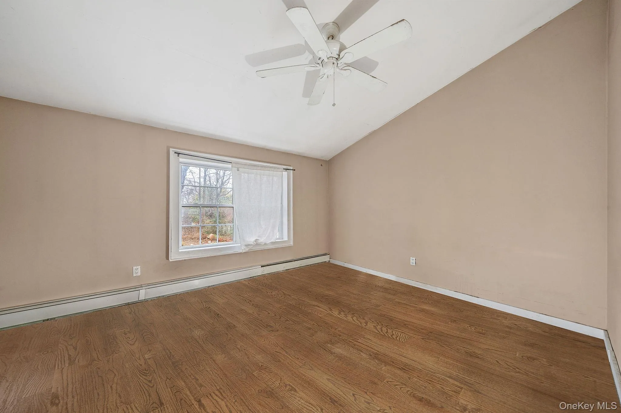273 Country Road, Brookhaven, NY, 7 Bedrooms Bedrooms, 12 Rooms Rooms,2 BathroomsBathrooms,Residential Sale,For Rent,Country,0,978152 273 Country Road, Brookhaven, NY, 7 Bedrooms Bedrooms, 12 Rooms Rooms,2 BathroomsBathrooms,Residential Sale,For Rent,Country,0,978152