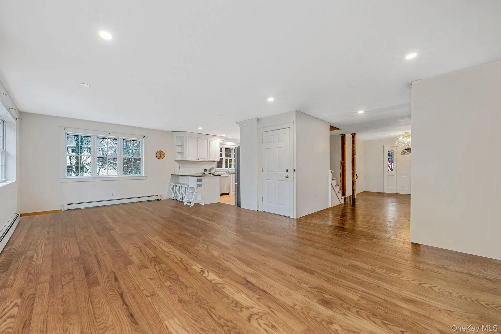 273 Country Road, Brookhaven, NY, 7 Bedrooms Bedrooms, 12 Rooms Rooms,2 BathroomsBathrooms,Residential Sale,For Rent,Country,0,978152 273 Country Road, Brookhaven, NY, 7 Bedrooms Bedrooms, 12 Rooms Rooms,2 BathroomsBathrooms,Residential Sale,For Rent,Country,0,978152