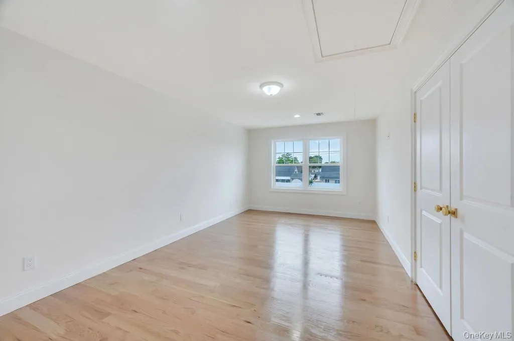 85 West Avenue, Oyster Bay, NY, 5 Bedrooms Bedrooms, 10 Rooms Rooms,4 BathroomsBathrooms,Residential,For Rent,West,0,978167 85 West Avenue, Oyster Bay, NY, 5 Bedrooms Bedrooms, 10 Rooms Rooms,4 BathroomsBathrooms,Residential,For Rent,West,0,978167