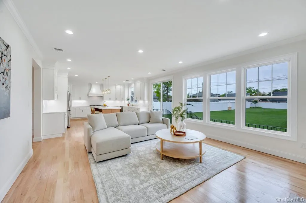 85 West Avenue, Oyster Bay, NY, 5 Bedrooms Bedrooms, 10 Rooms Rooms,4 BathroomsBathrooms,Residential,For Rent,West,0,978167 85 West Avenue, Oyster Bay, NY, 5 Bedrooms Bedrooms, 10 Rooms Rooms,4 BathroomsBathrooms,Residential,For Rent,West,0,978167