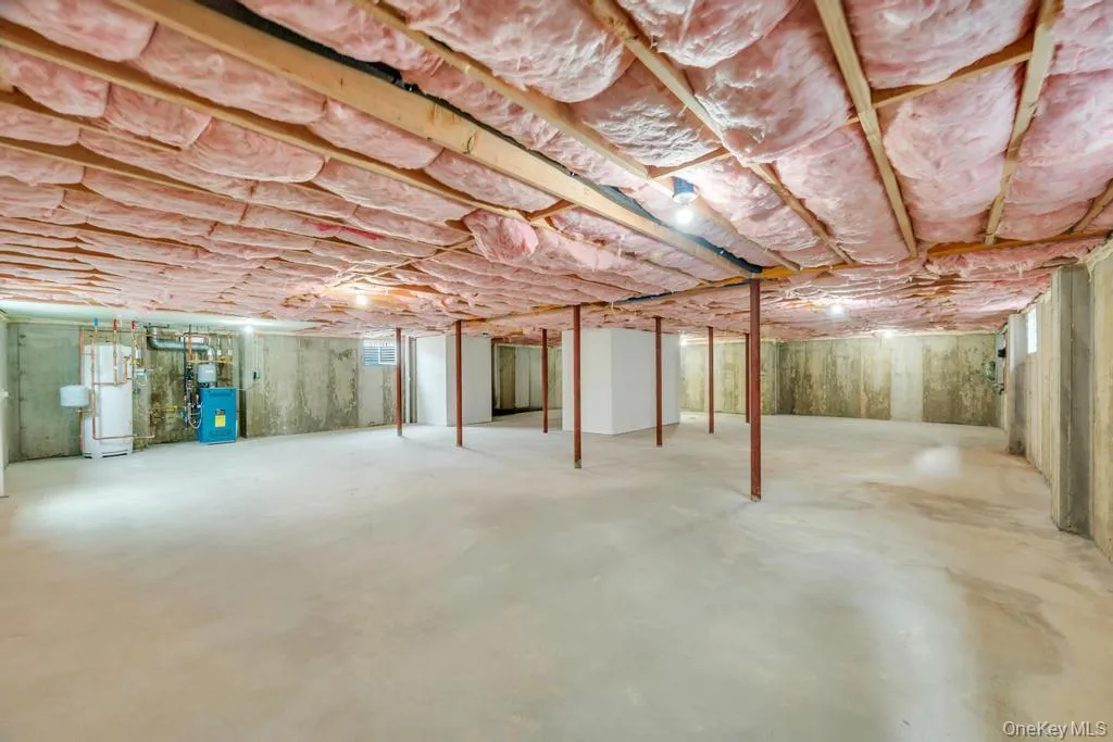 85 West Avenue, Oyster Bay, NY, 5 Bedrooms Bedrooms, 10 Rooms Rooms,4 BathroomsBathrooms,Residential,For Rent,West,0,978167 85 West Avenue, Oyster Bay, NY, 5 Bedrooms Bedrooms, 10 Rooms Rooms,4 BathroomsBathrooms,Residential,For Rent,West,0,978167