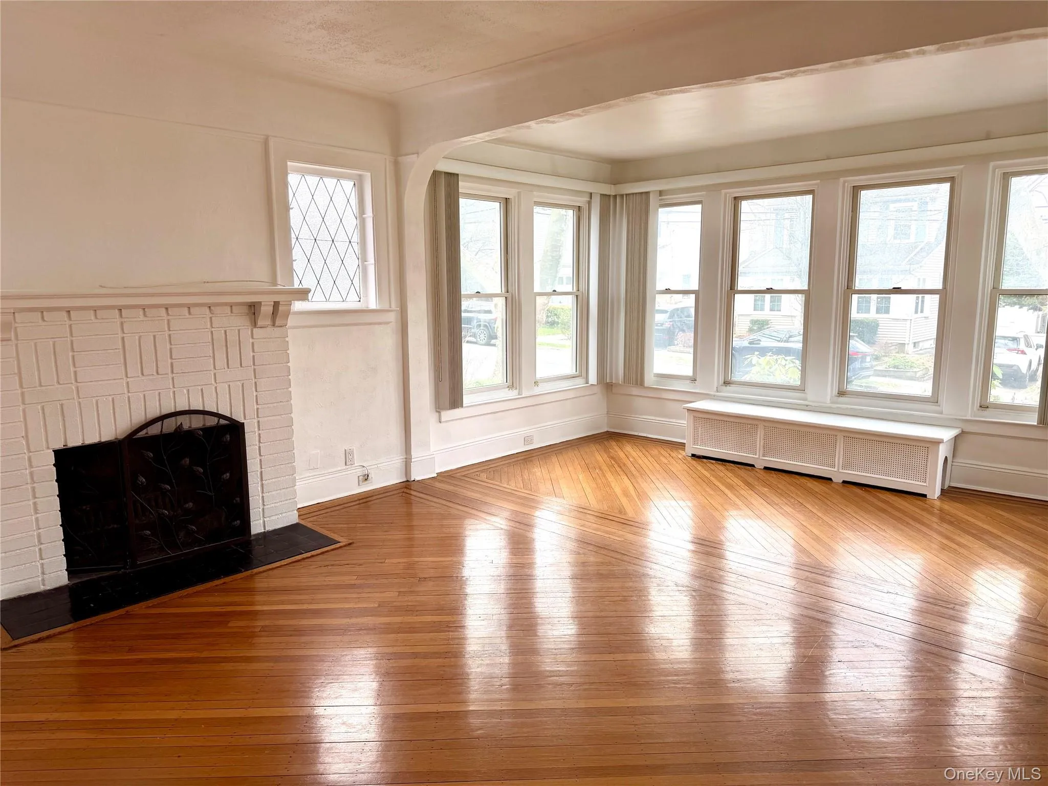 4623 Arcadia Lane, North Hempstead, NY, 3 Bedrooms Bedrooms, 8 Rooms Rooms,1 BathroomBathrooms,Residential Lease,For Rent,Arcadia,0,978178 4623 Arcadia Lane, North Hempstead, NY, 3 Bedrooms Bedrooms, 8 Rooms Rooms,1 BathroomBathrooms,Residential Lease,For Rent,Arcadia,0,978178