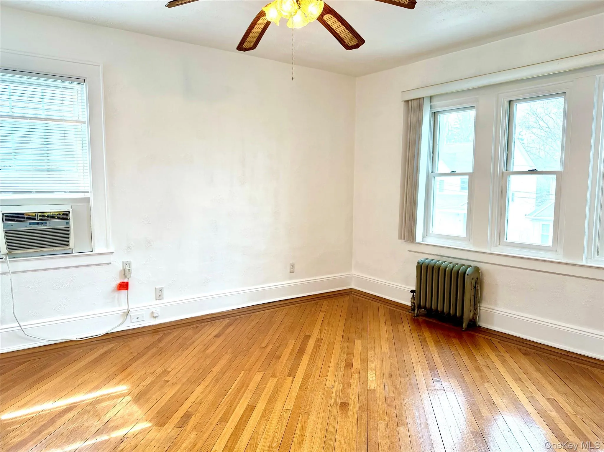 4623 Arcadia Lane, North Hempstead, NY, 3 Bedrooms Bedrooms, 8 Rooms Rooms,1 BathroomBathrooms,Residential Lease,For Rent,Arcadia,0,978178 4623 Arcadia Lane, North Hempstead, NY, 3 Bedrooms Bedrooms, 8 Rooms Rooms,1 BathroomBathrooms,Residential Lease,For Rent,Arcadia,0,978178