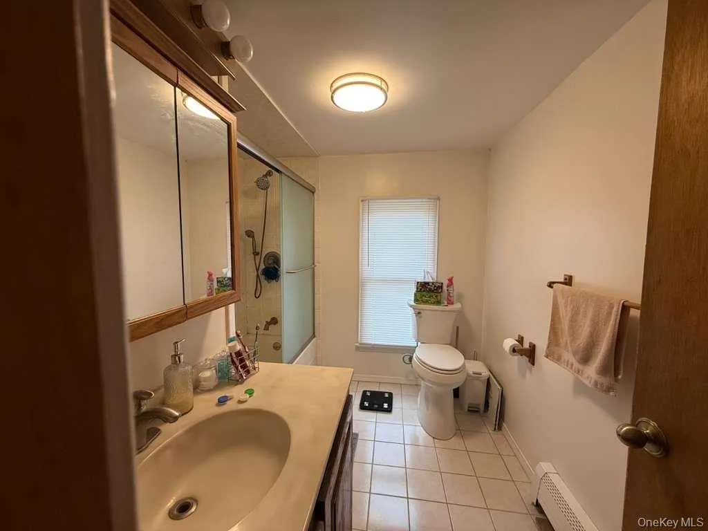 24 Mountain Avenue, Ramapo, NY, 3 Bedrooms Bedrooms, 9 Rooms Rooms,1 BathroomBathrooms,Residential Lease,For Rent,Mountain,0,978200 24 Mountain Avenue, Ramapo, NY, 3 Bedrooms Bedrooms, 9 Rooms Rooms,1 BathroomBathrooms,Residential Lease,For Rent,Mountain,0,978200