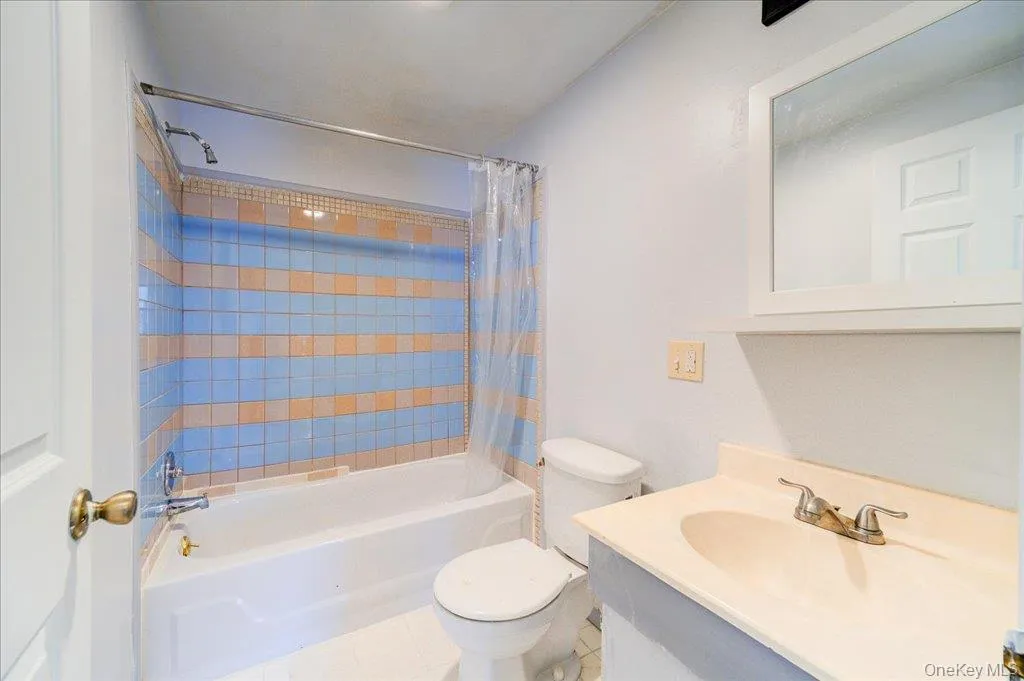 599 Abeel Street, Kingston, NY, 3 Bedrooms Bedrooms, 7 Rooms Rooms,2 BathroomsBathrooms,Residential,For Rent,Abeel,0,978204 599 Abeel Street, Kingston, NY, 3 Bedrooms Bedrooms, 7 Rooms Rooms,2 BathroomsBathrooms,Residential,For Rent,Abeel,0,978204