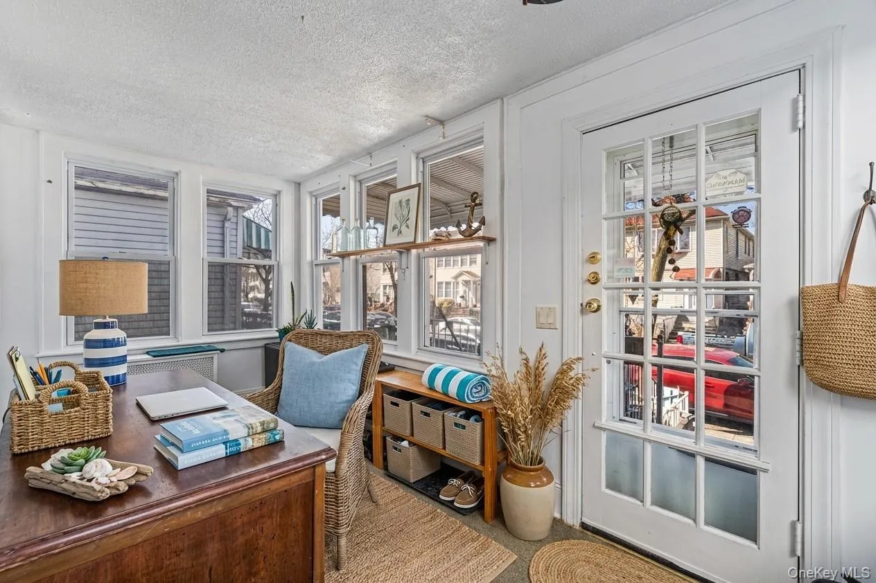 35-29 91st Street, New York, NY, 5 Bedrooms Bedrooms, 10 Rooms Rooms,3 BathroomsBathrooms,Residential,For Rent,91st,0,978208 35-29 91st Street, New York, NY, 5 Bedrooms Bedrooms, 10 Rooms Rooms,3 BathroomsBathrooms,Residential,For Rent,91st,0,978208