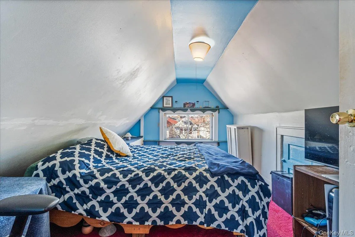 35-29 91st Street, New York, NY, 5 Bedrooms Bedrooms, 10 Rooms Rooms,3 BathroomsBathrooms,Residential,For Rent,91st,0,978208 35-29 91st Street, New York, NY, 5 Bedrooms Bedrooms, 10 Rooms Rooms,3 BathroomsBathrooms,Residential,For Rent,91st,0,978208