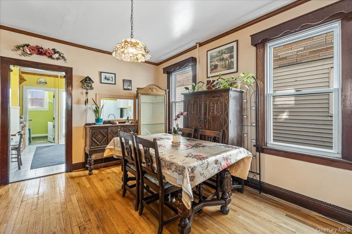35-29 91st Street, New York, NY, 5 Bedrooms Bedrooms, 10 Rooms Rooms,3 BathroomsBathrooms,Residential,For Rent,91st,0,978208 35-29 91st Street, New York, NY, 5 Bedrooms Bedrooms, 10 Rooms Rooms,3 BathroomsBathrooms,Residential,For Rent,91st,0,978208