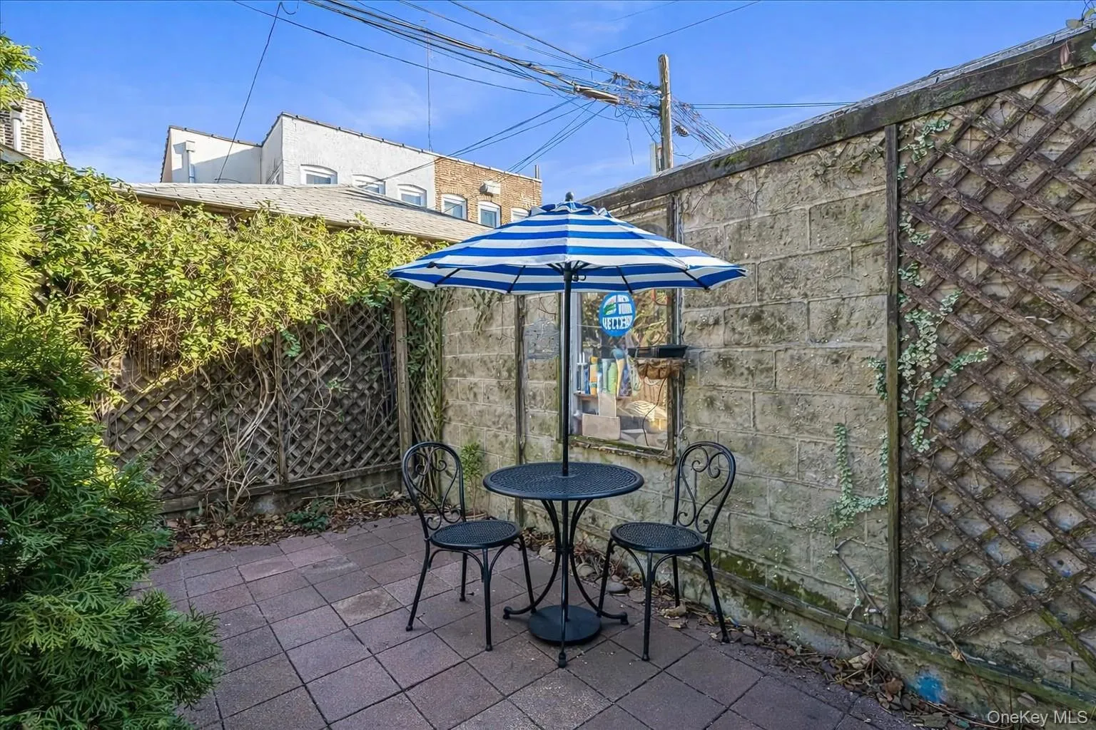 35-29 91st Street, New York, NY, 5 Bedrooms Bedrooms, 10 Rooms Rooms,3 BathroomsBathrooms,Residential,For Rent,91st,0,978208 35-29 91st Street, New York, NY, 5 Bedrooms Bedrooms, 10 Rooms Rooms,3 BathroomsBathrooms,Residential,For Rent,91st,0,978208
