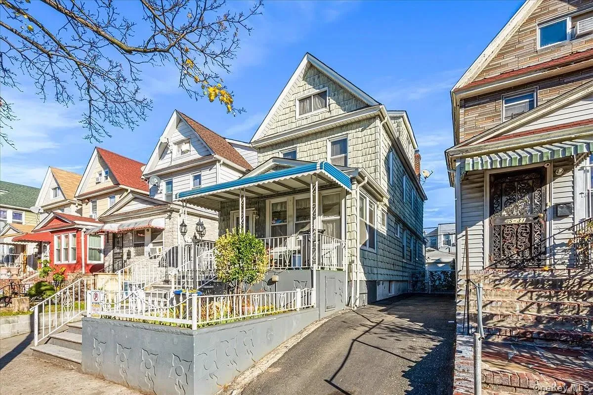 35-29 91st Street, New York, NY, 5 Bedrooms Bedrooms, 10 Rooms Rooms,3 BathroomsBathrooms,Residential,For Rent,91st,0,978208 35-29 91st Street, New York, NY, 5 Bedrooms Bedrooms, 10 Rooms Rooms,3 BathroomsBathrooms,Residential,For Rent,91st,0,978208